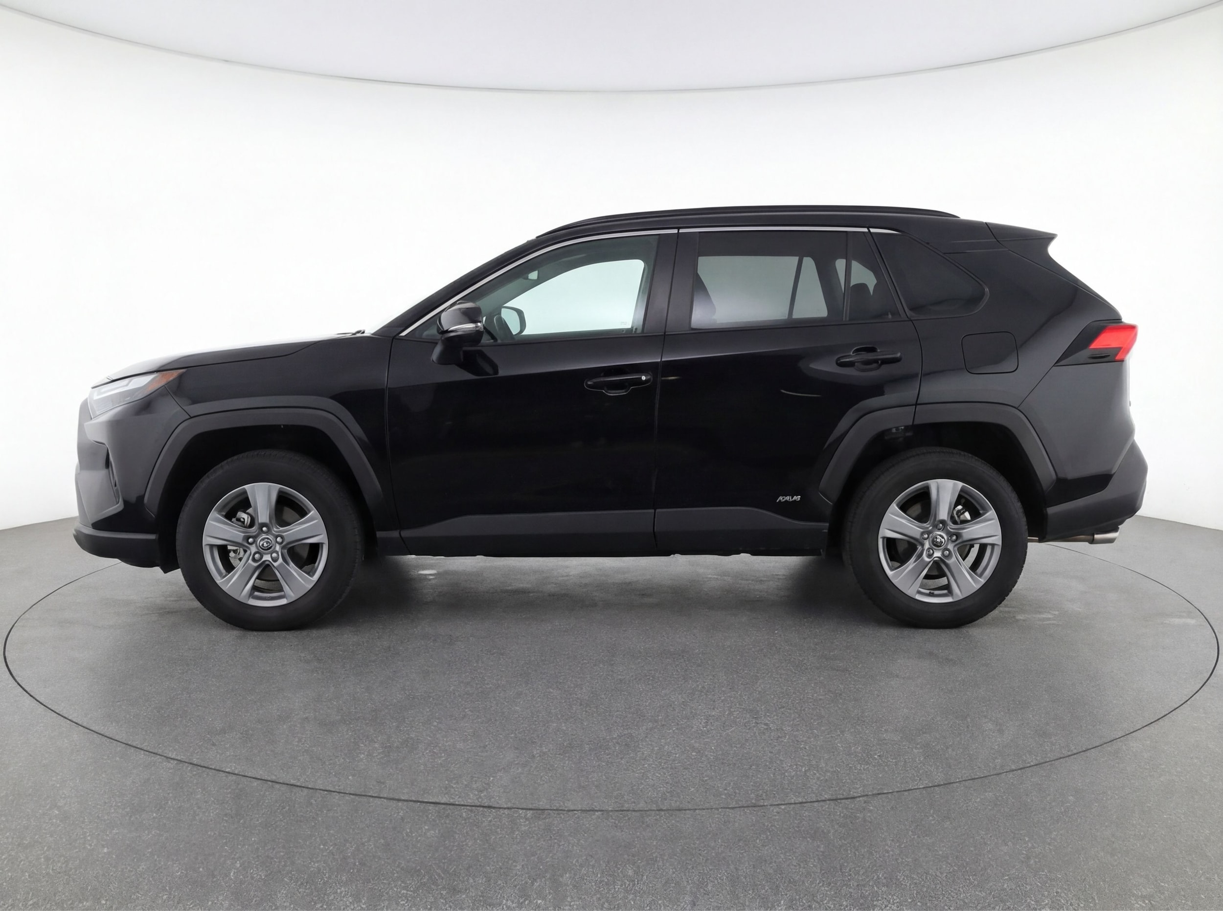 Thumbnail: 2025 Toyota RAV4 - 4