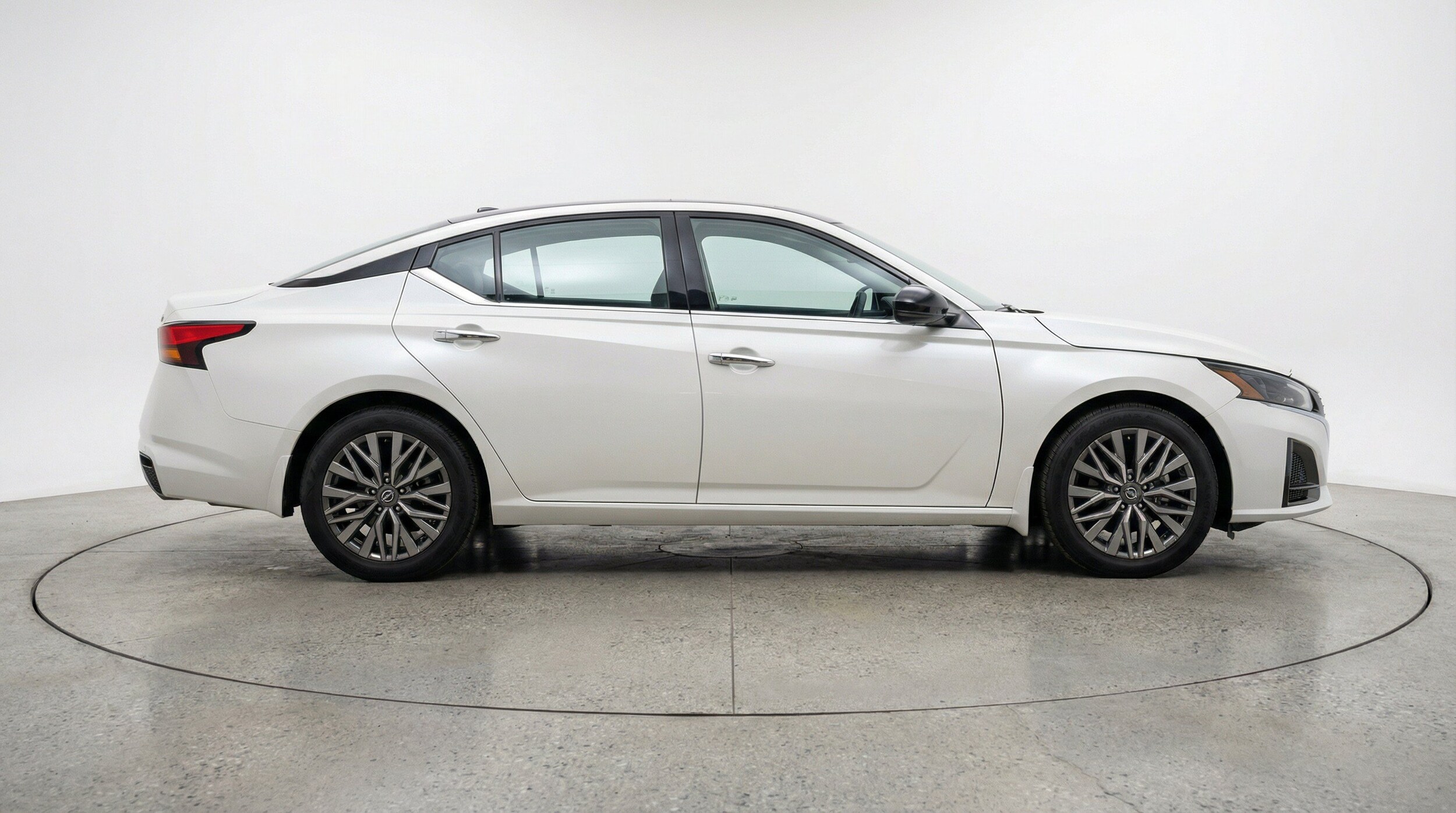 Thumbnail: 2025 Nissan Altima - 11