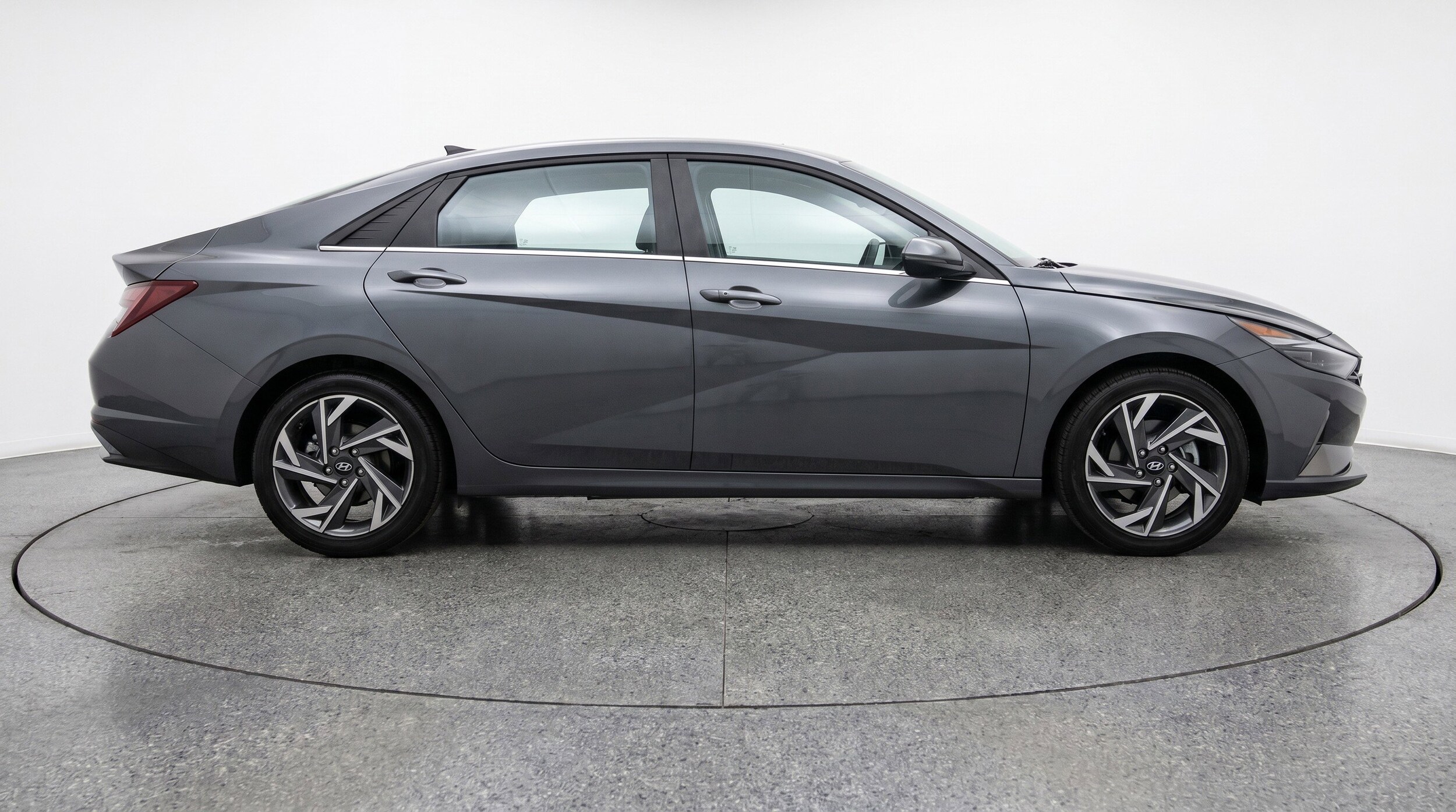 Thumbnail: 2025 Hyundai Elantra - 11