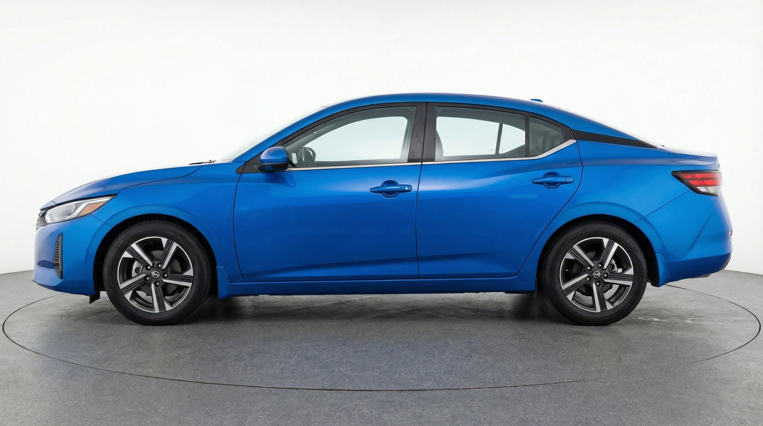 Thumbnail: 2025 Nissan Sentra - 5