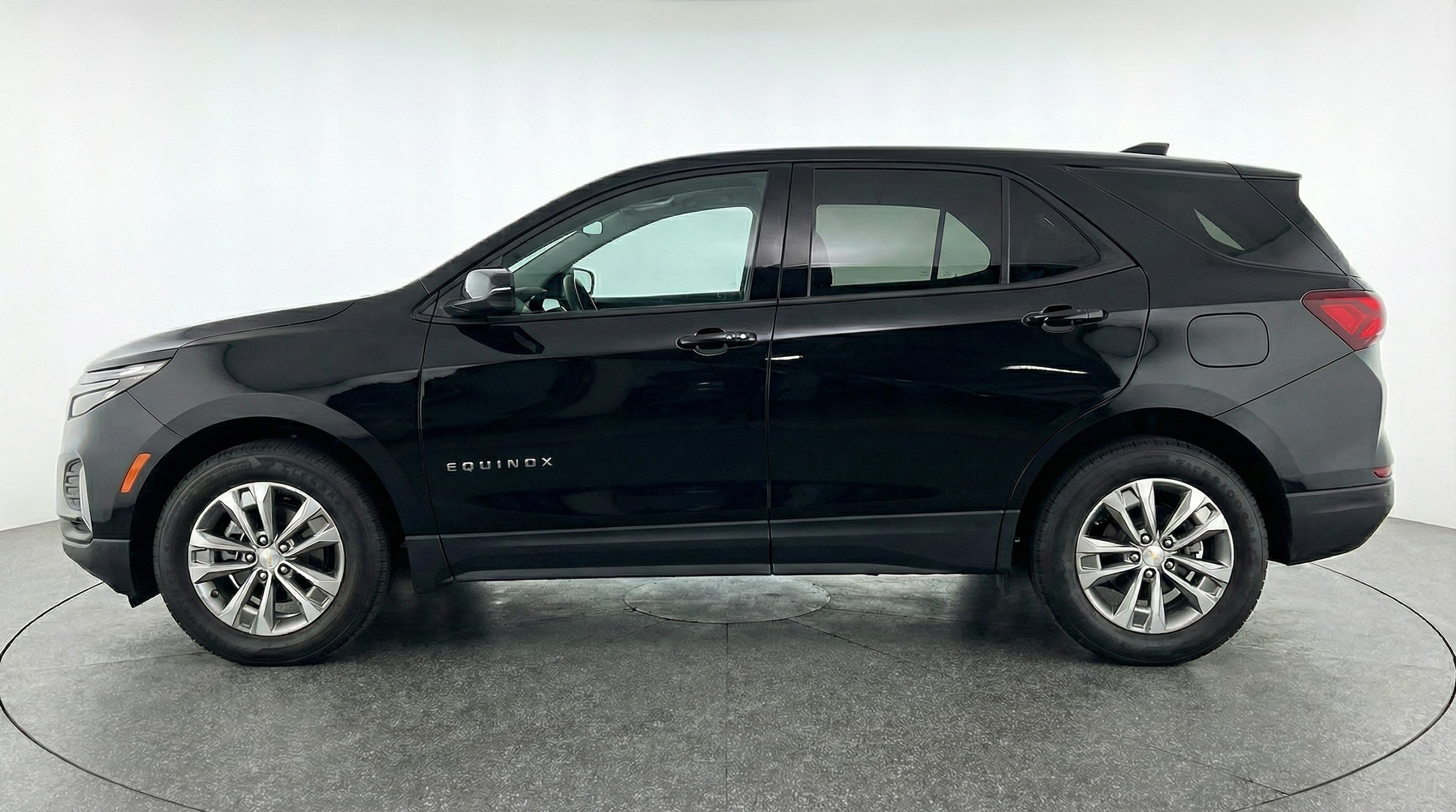 Thumbnail: 2025 Chevrolet Equinox - 4