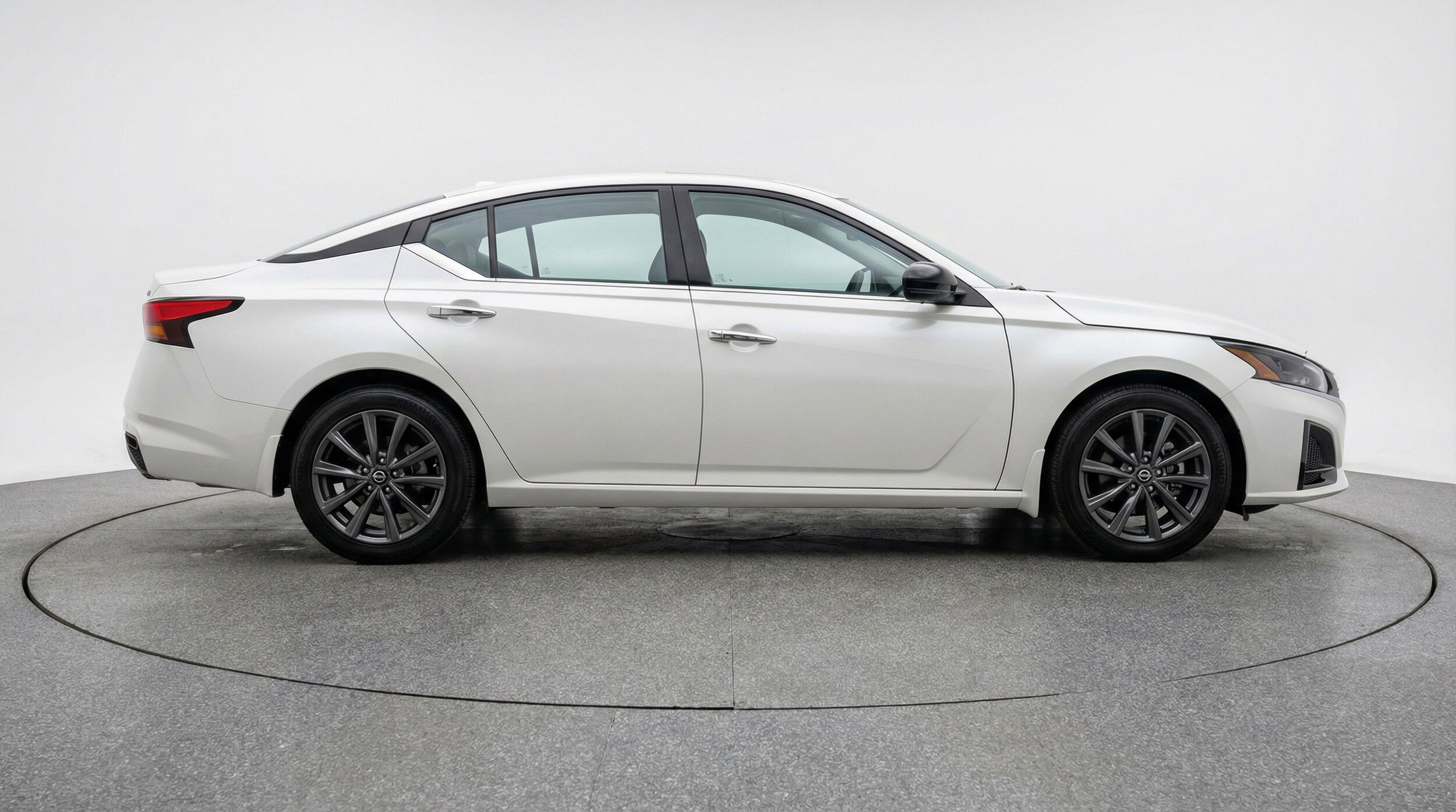 Thumbnail: 2025 Nissan Altima - 11