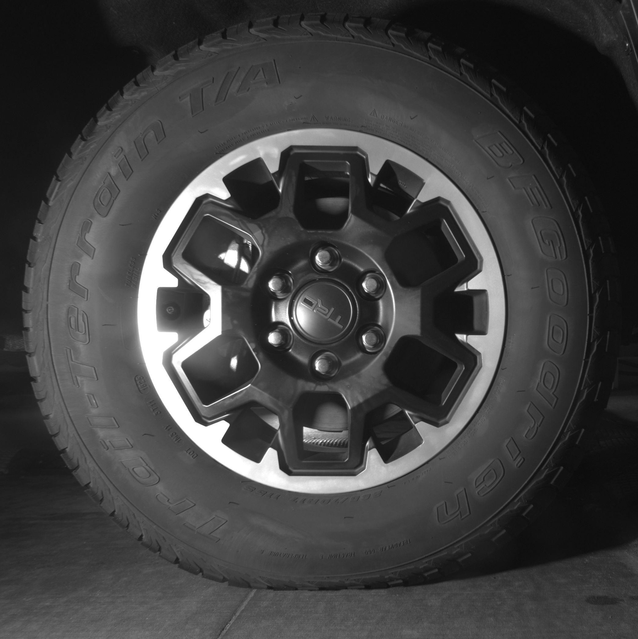 Thumbnail: 2025 Toyota Tacoma - 13