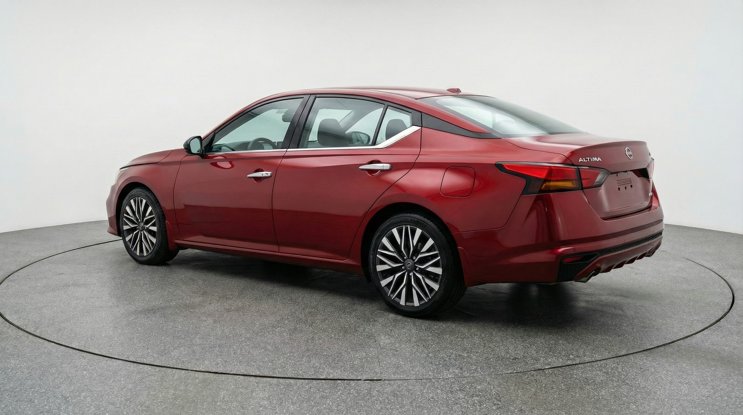 Thumbnail: 2025 Nissan Altima - 5