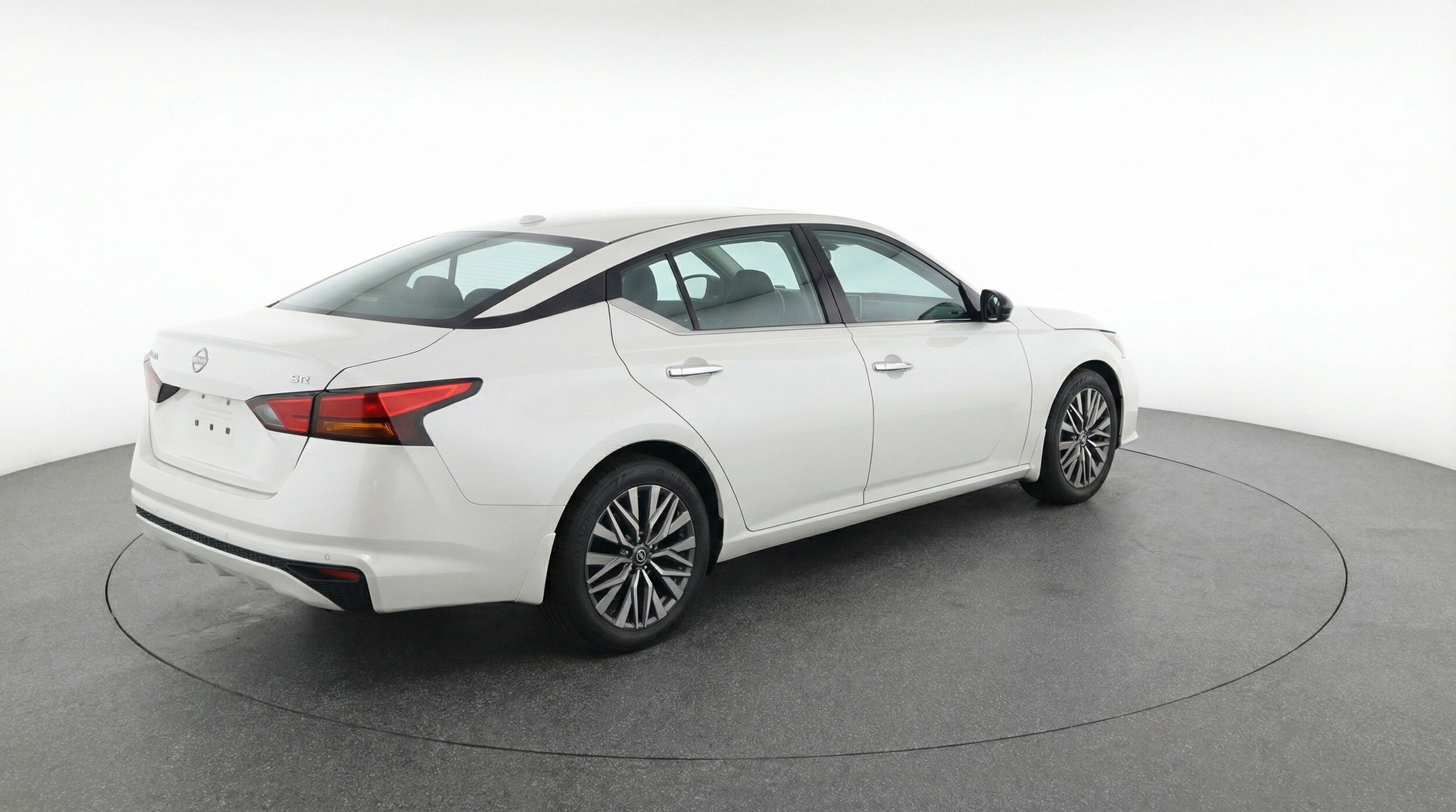 Thumbnail: 2025 Nissan Altima - 9