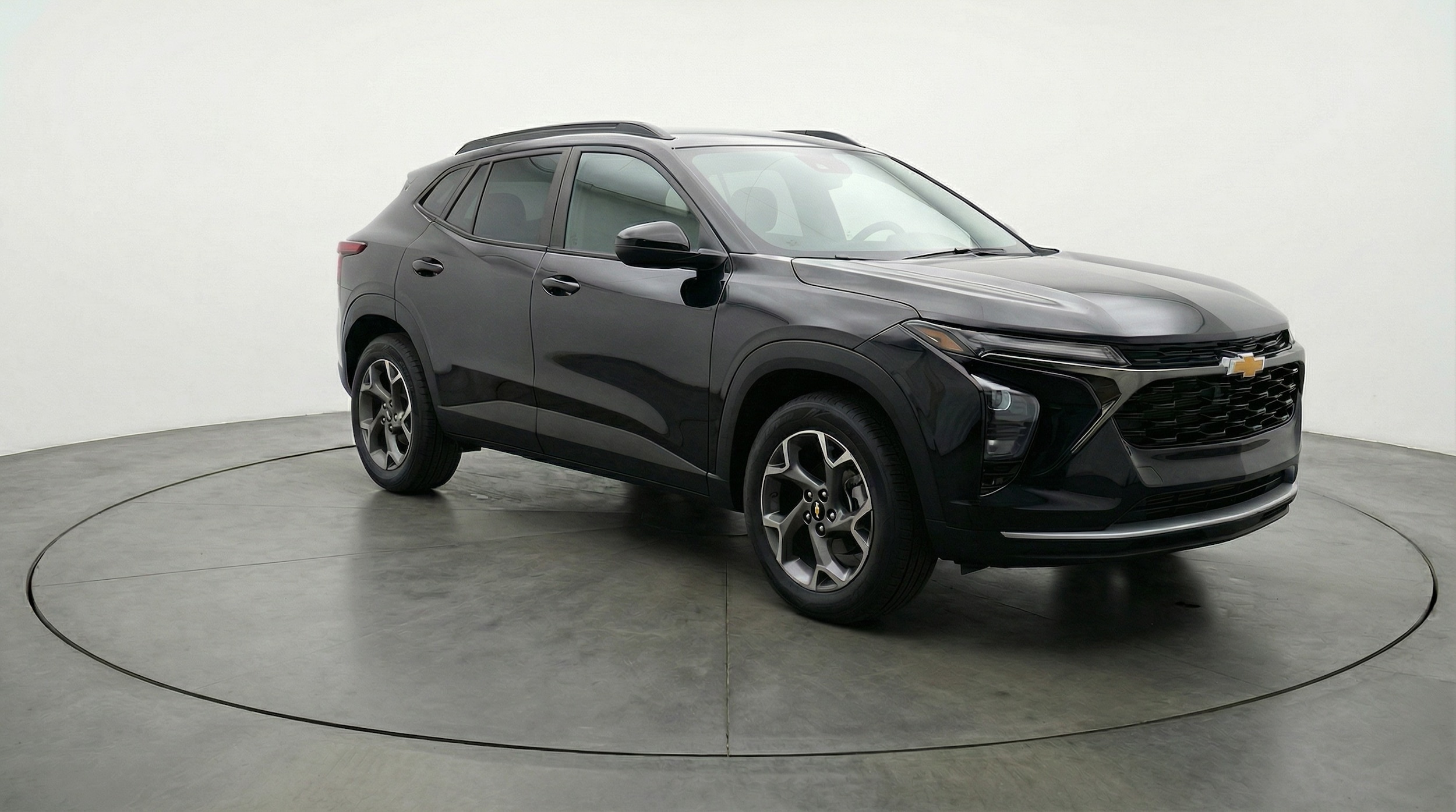 Thumbnail: 2025 Chevrolet Trax - 1