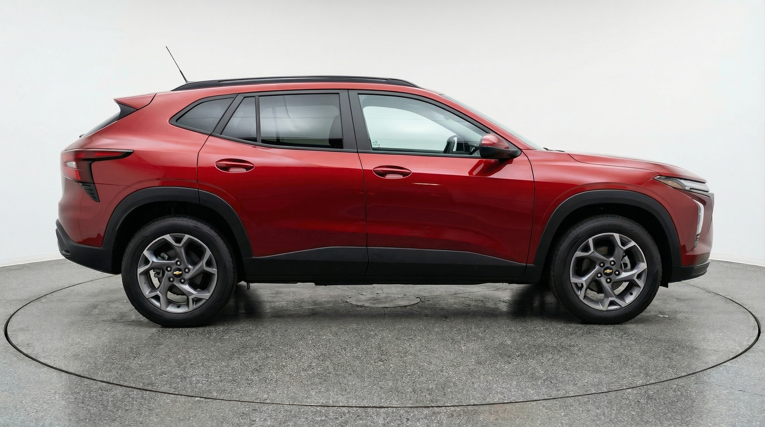 Thumbnail: 2025 Chevrolet Trax - 8