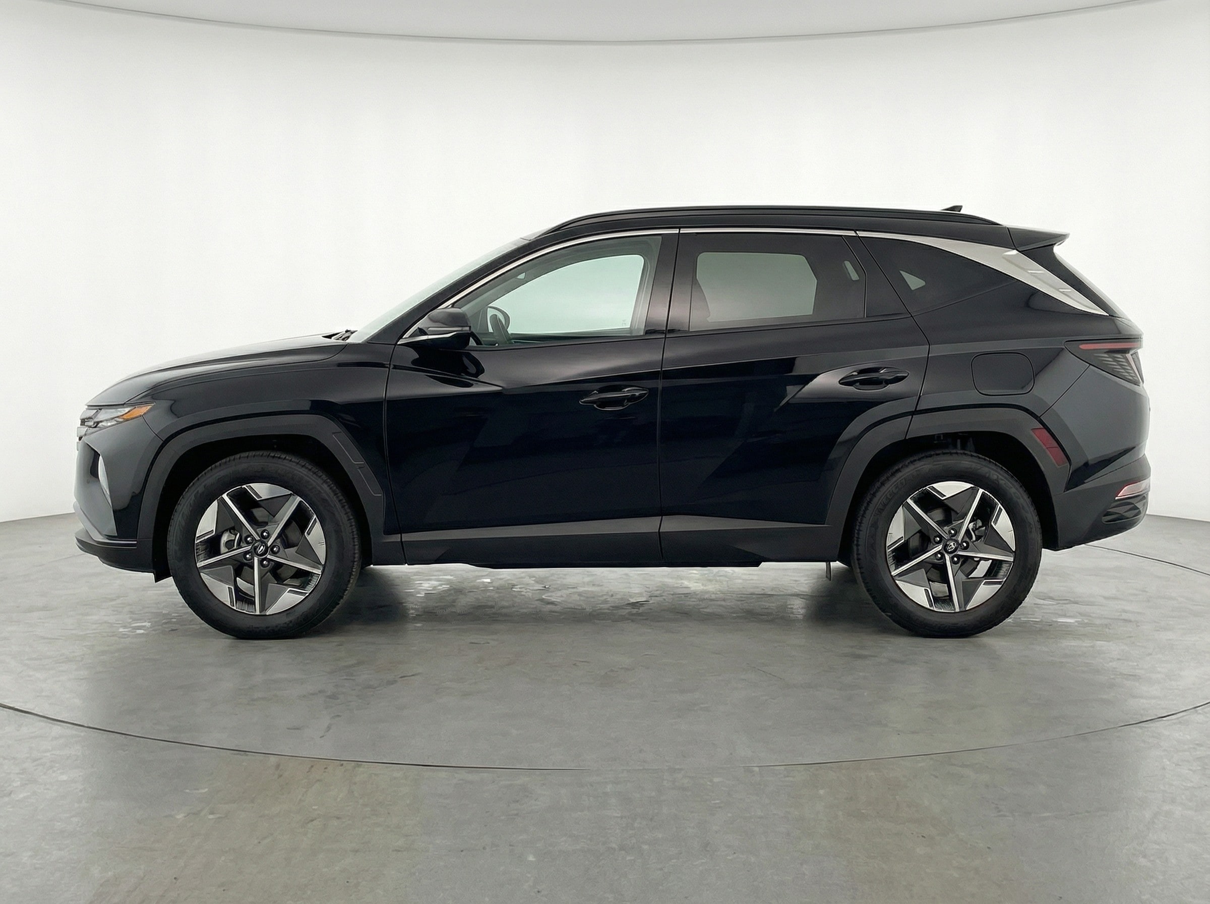 Thumbnail: 2025 Hyundai Tucson - 4