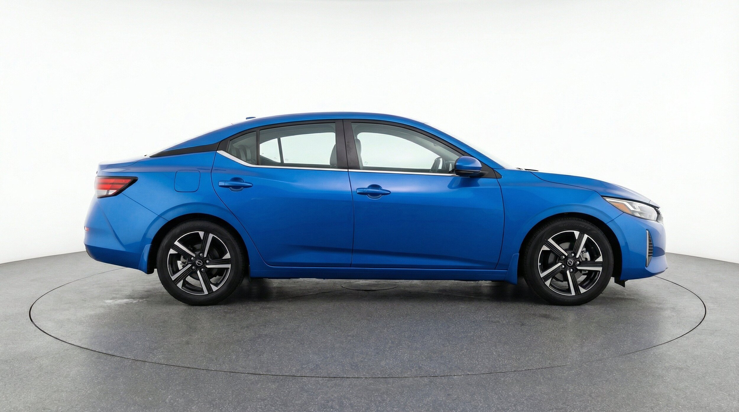 Thumbnail: 2025 Nissan Sentra - 11