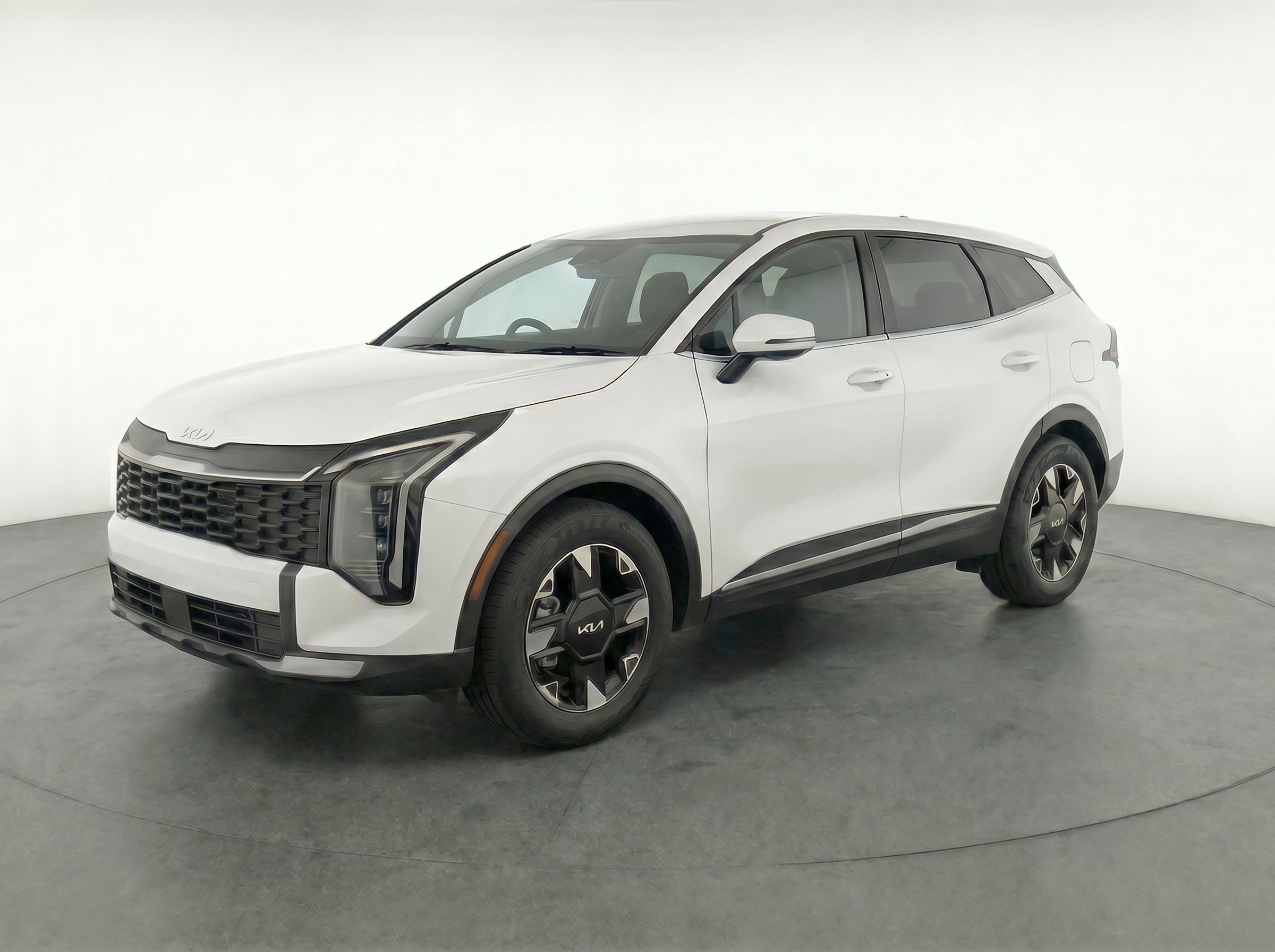 Thumbnail: 2026 Kia Sportage - 3