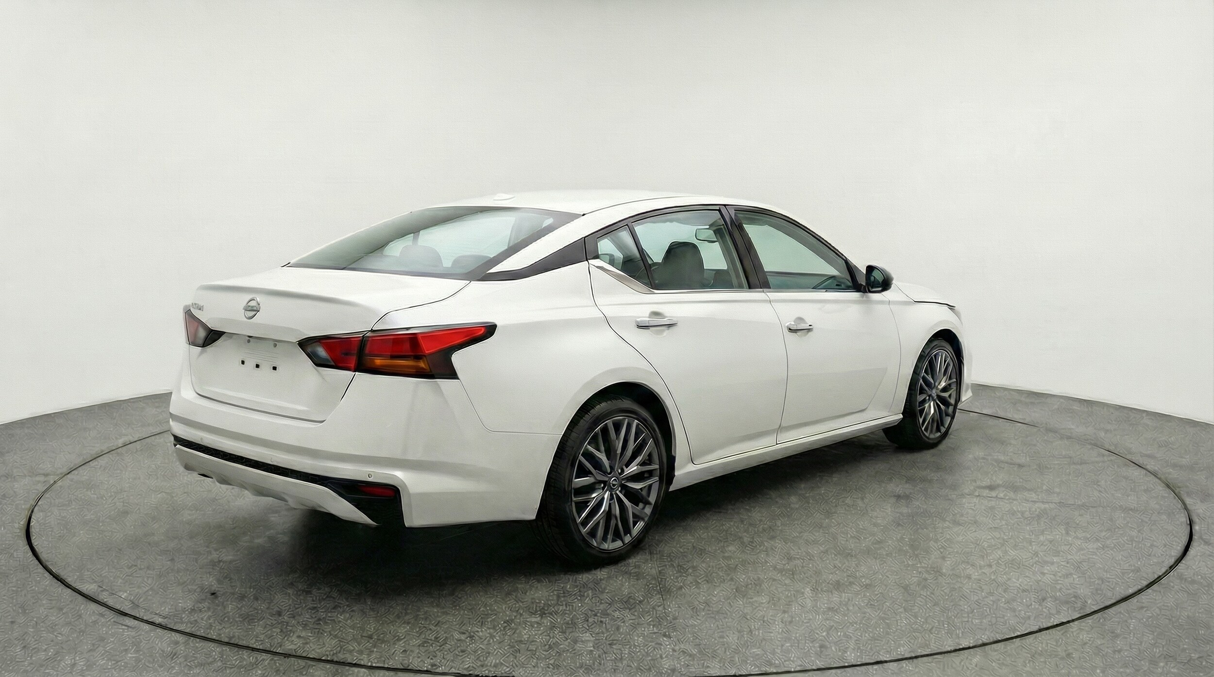 Thumbnail: 2025 Nissan Altima - 7