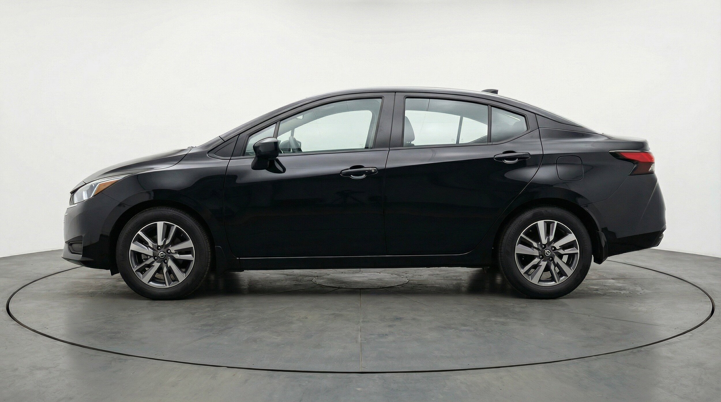 Thumbnail: 2025 Nissan Versa - 5