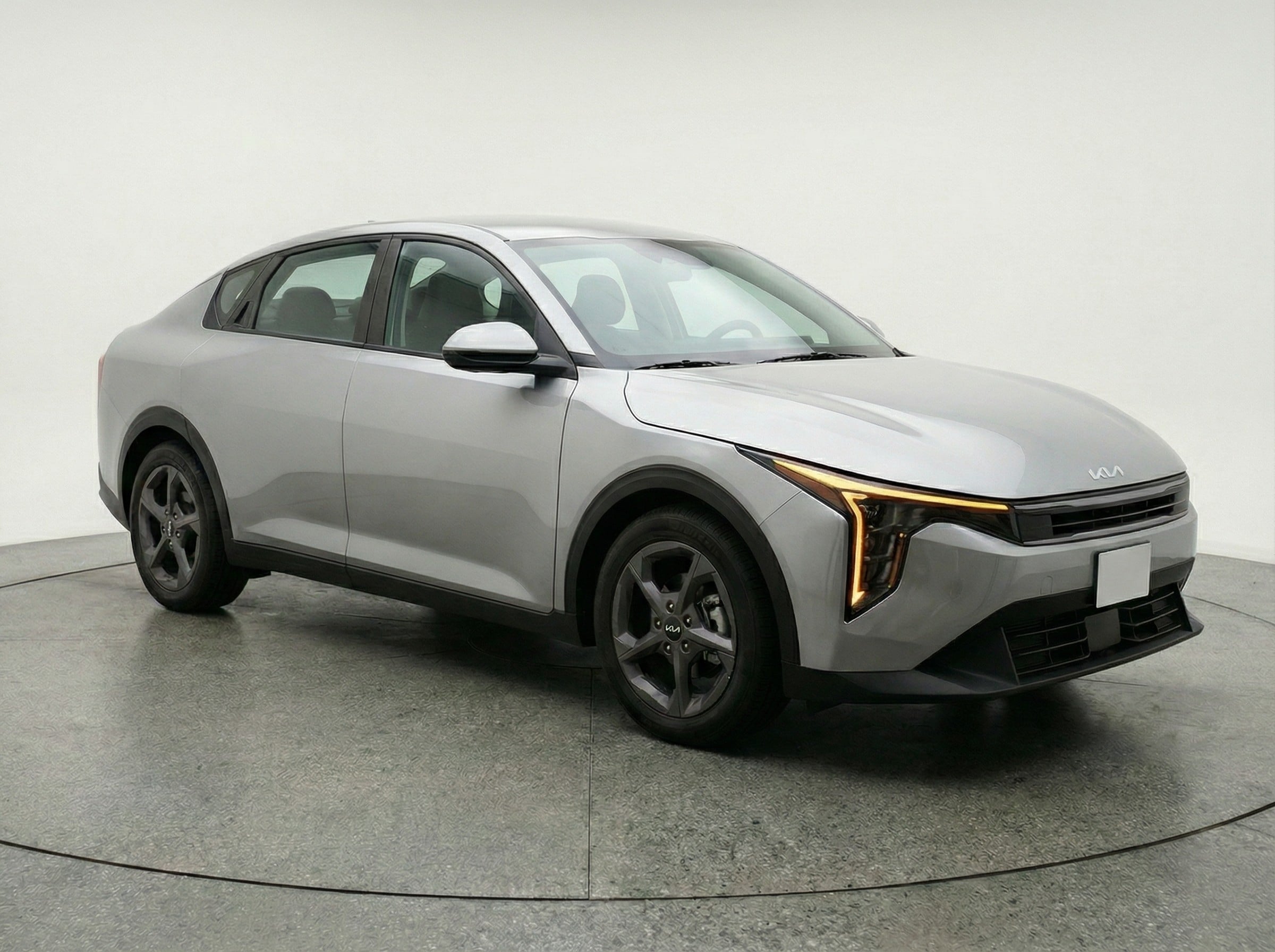 Thumbnail: 2025 Kia K4 - 1