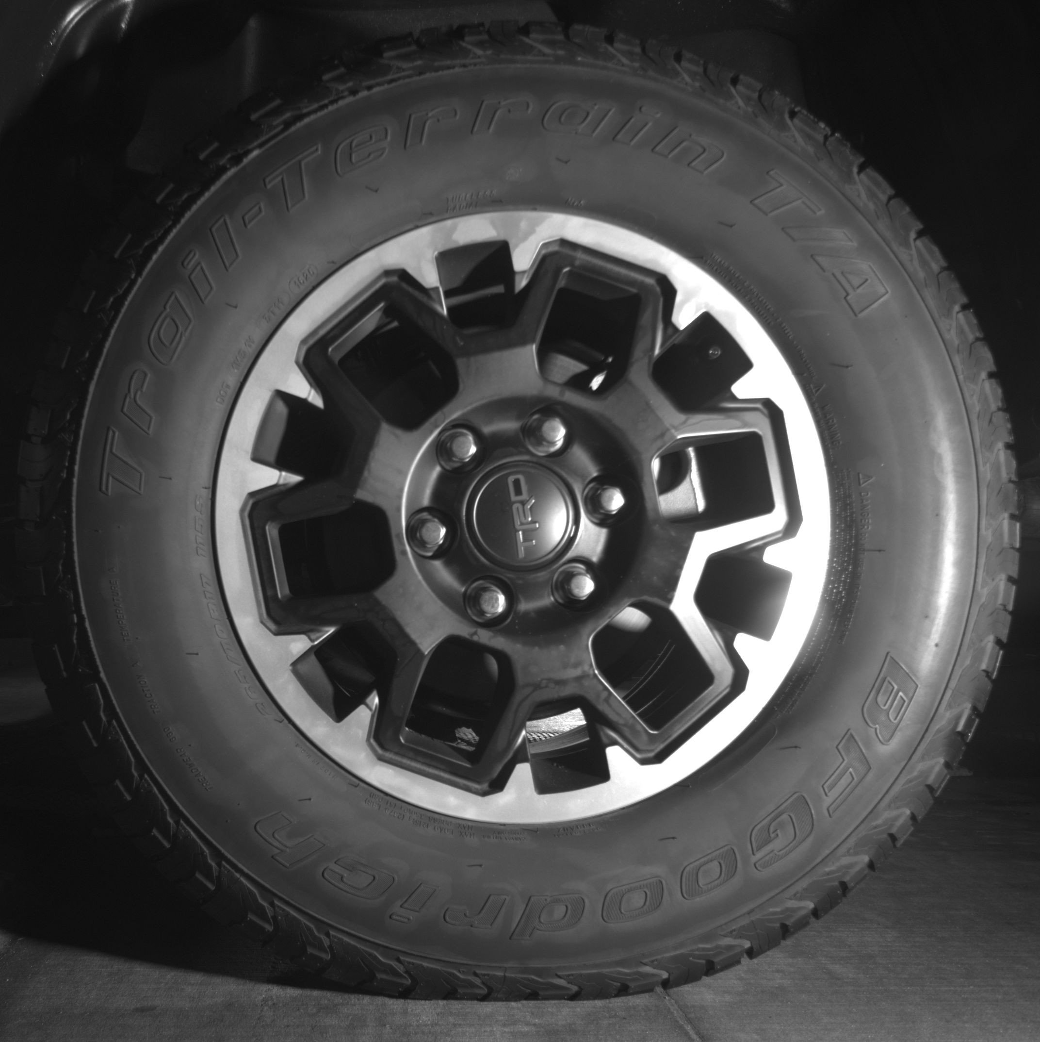 Thumbnail: 2025 Toyota Tacoma - 14