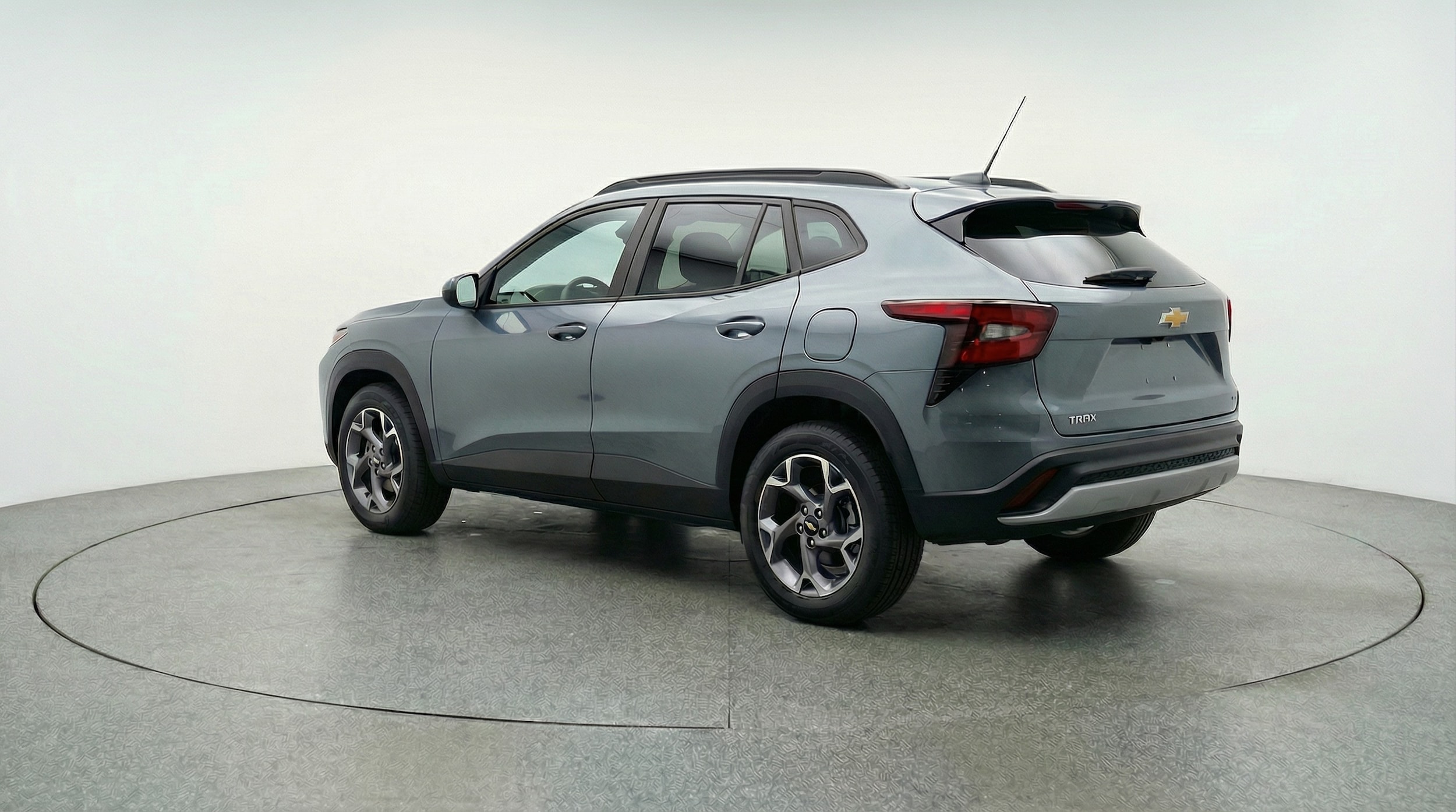 Thumbnail: 2025 Chevrolet Trax - 5