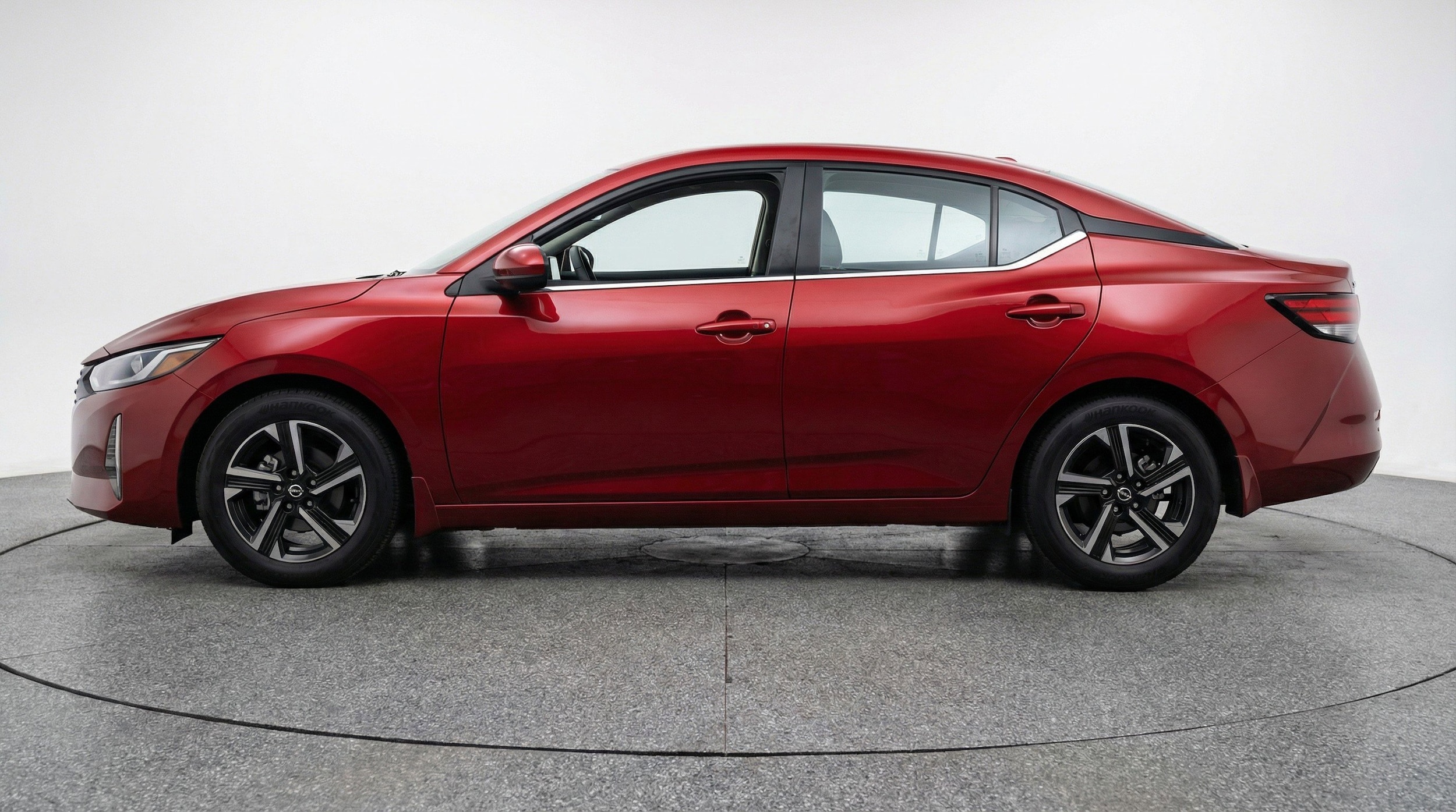 Thumbnail: 2025 Nissan Sentra - 5