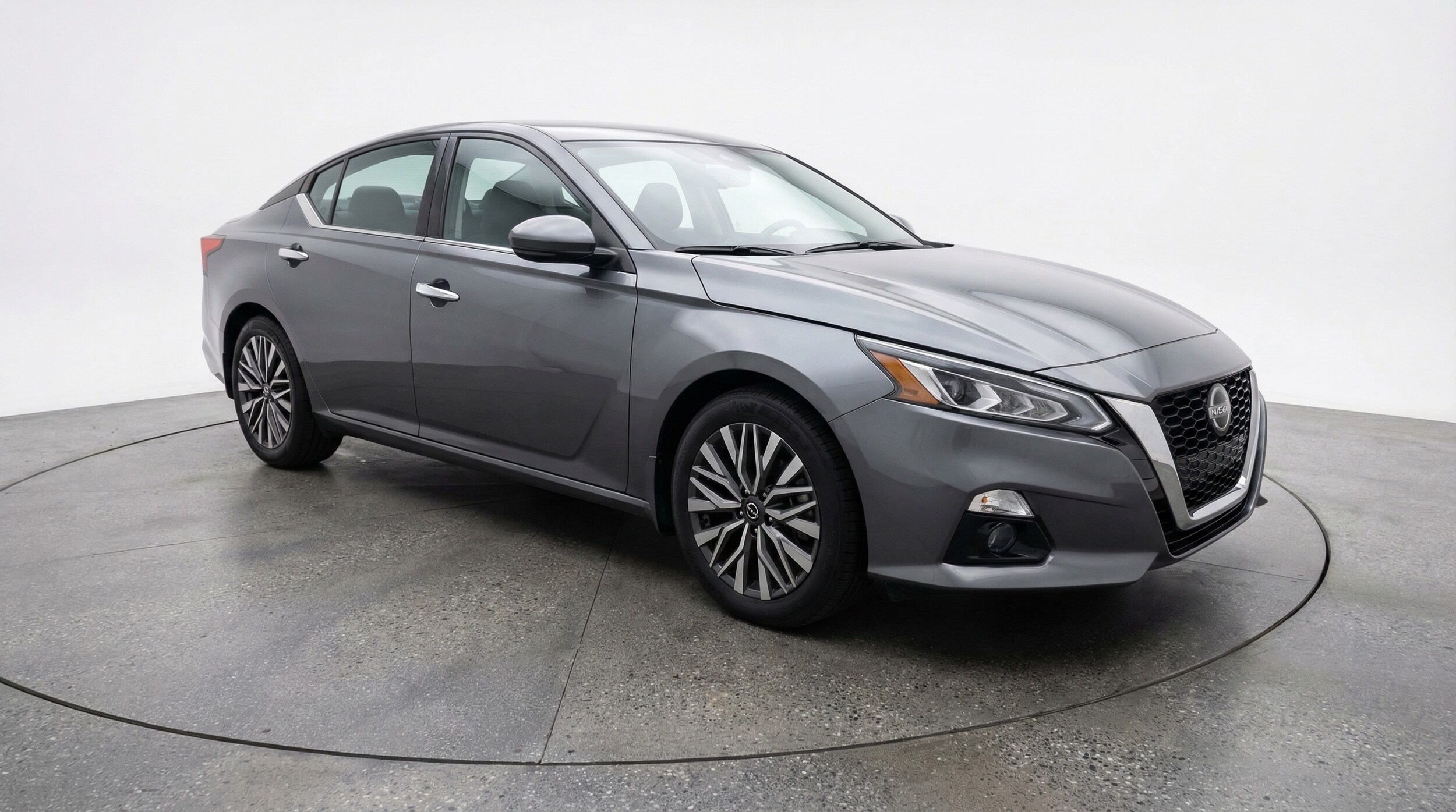 Thumbnail: 2025 Nissan Altima - 1