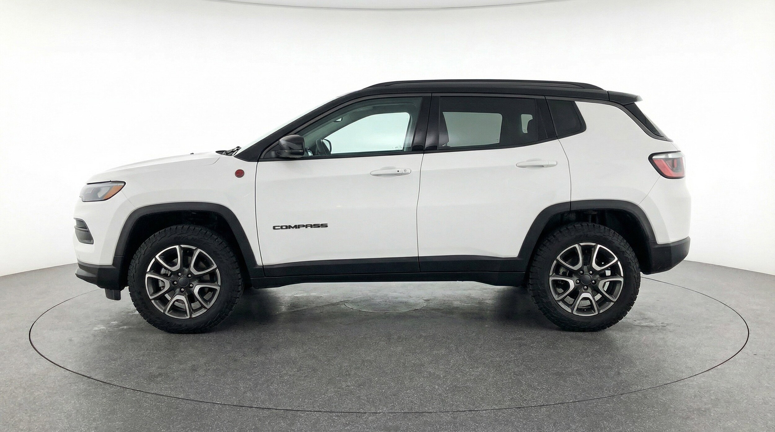 Thumbnail: 2025 Jeep Compass - 5