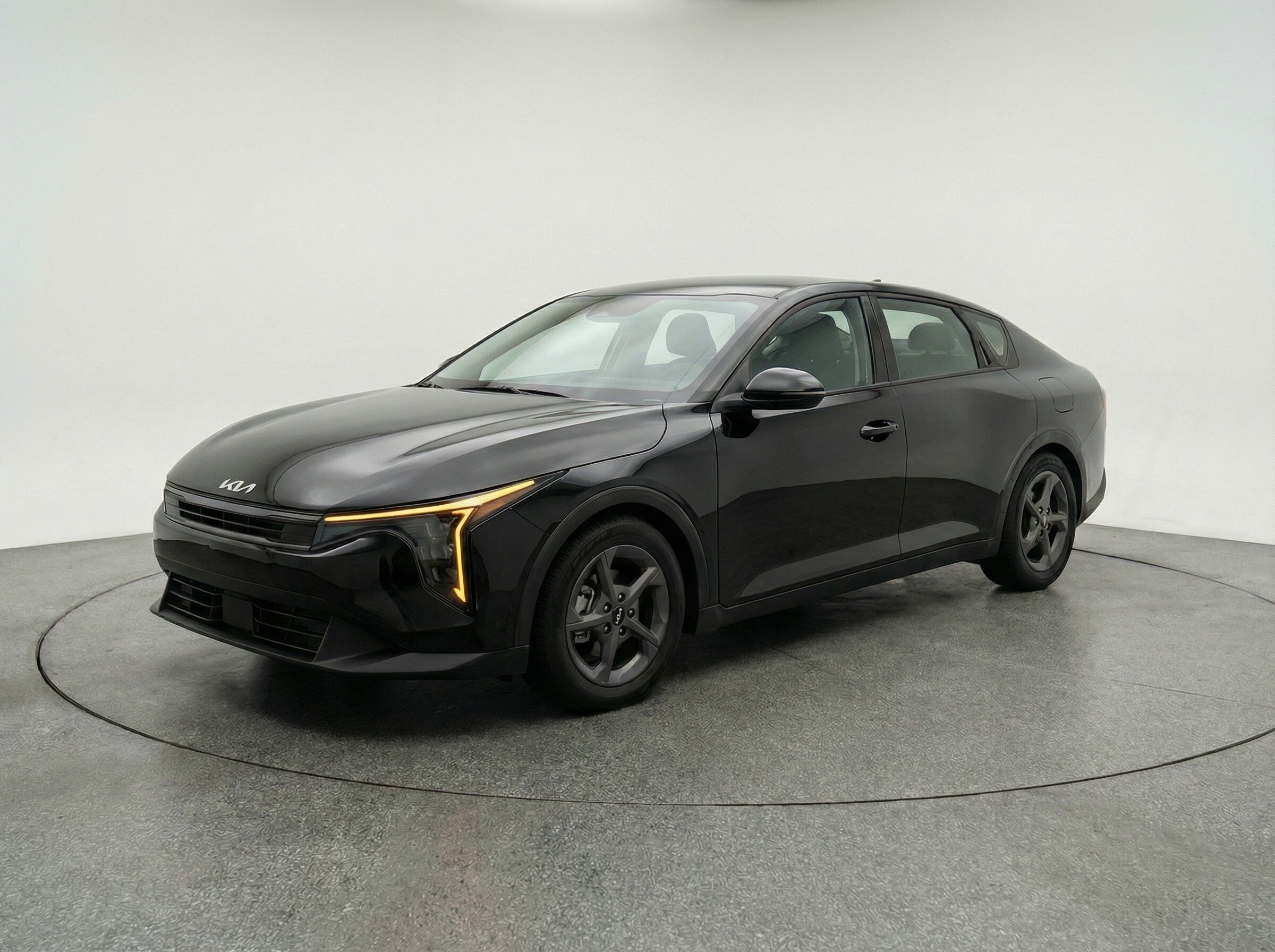 Thumbnail: 2025 Kia K4 - 3