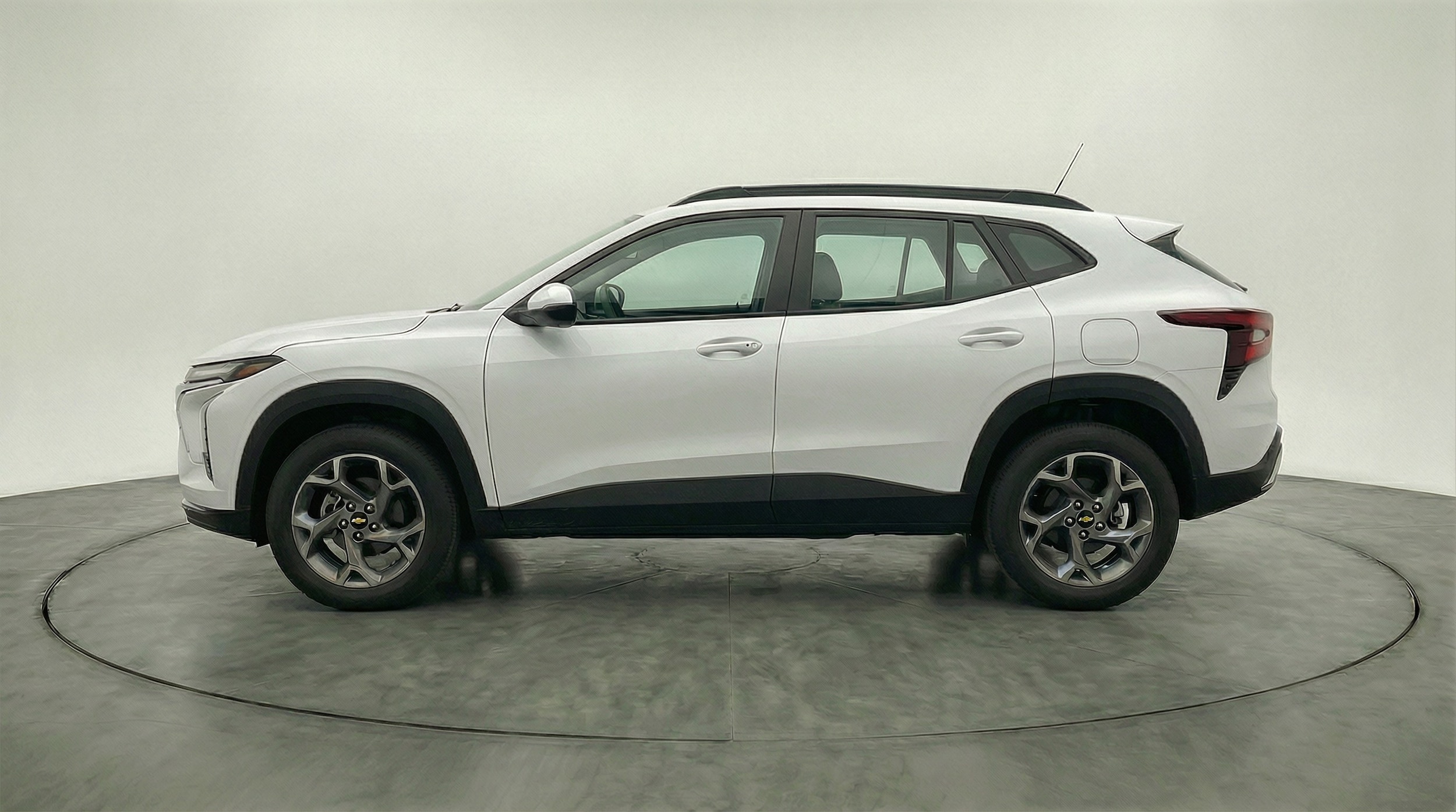 Thumbnail: 2025 Chevrolet Trax - 4