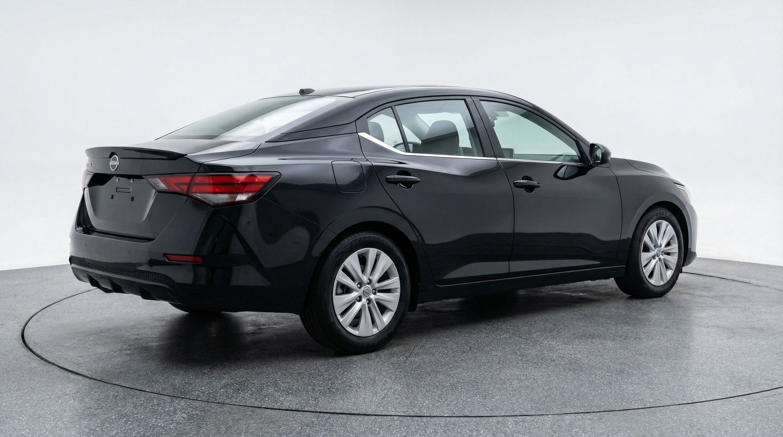 Thumbnail: 2025 Nissan Sentra - 9