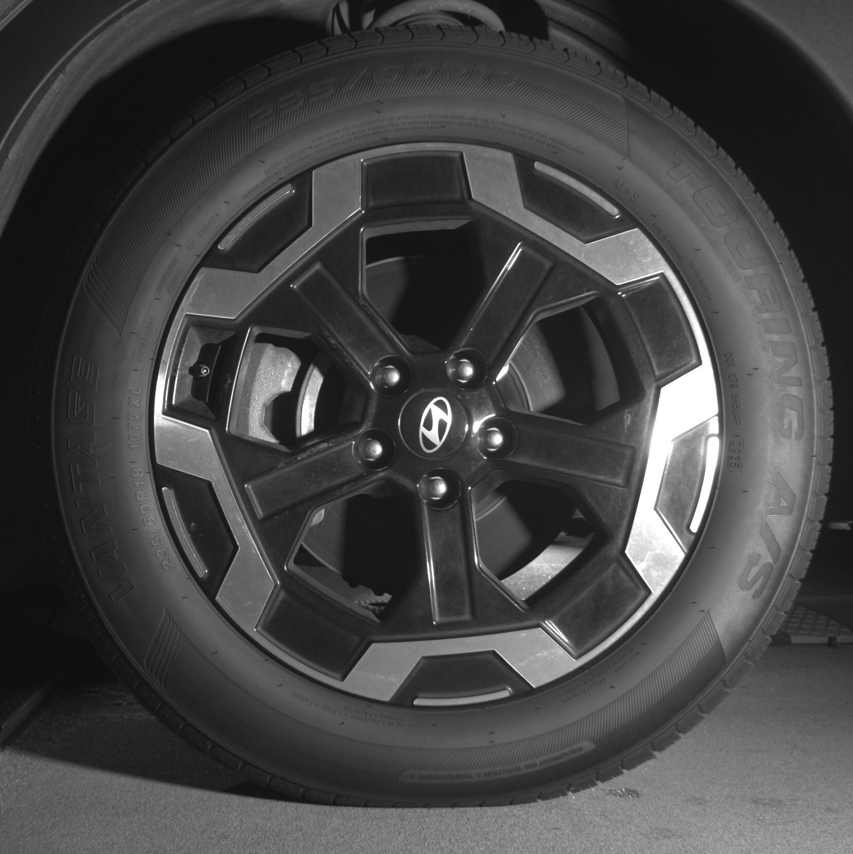 Thumbnail: 2024 Hyundai Santa Fe - 9