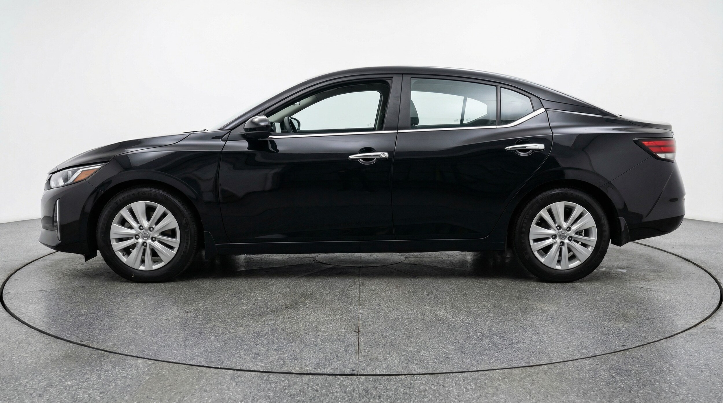 Thumbnail: 2025 Nissan Sentra - 4