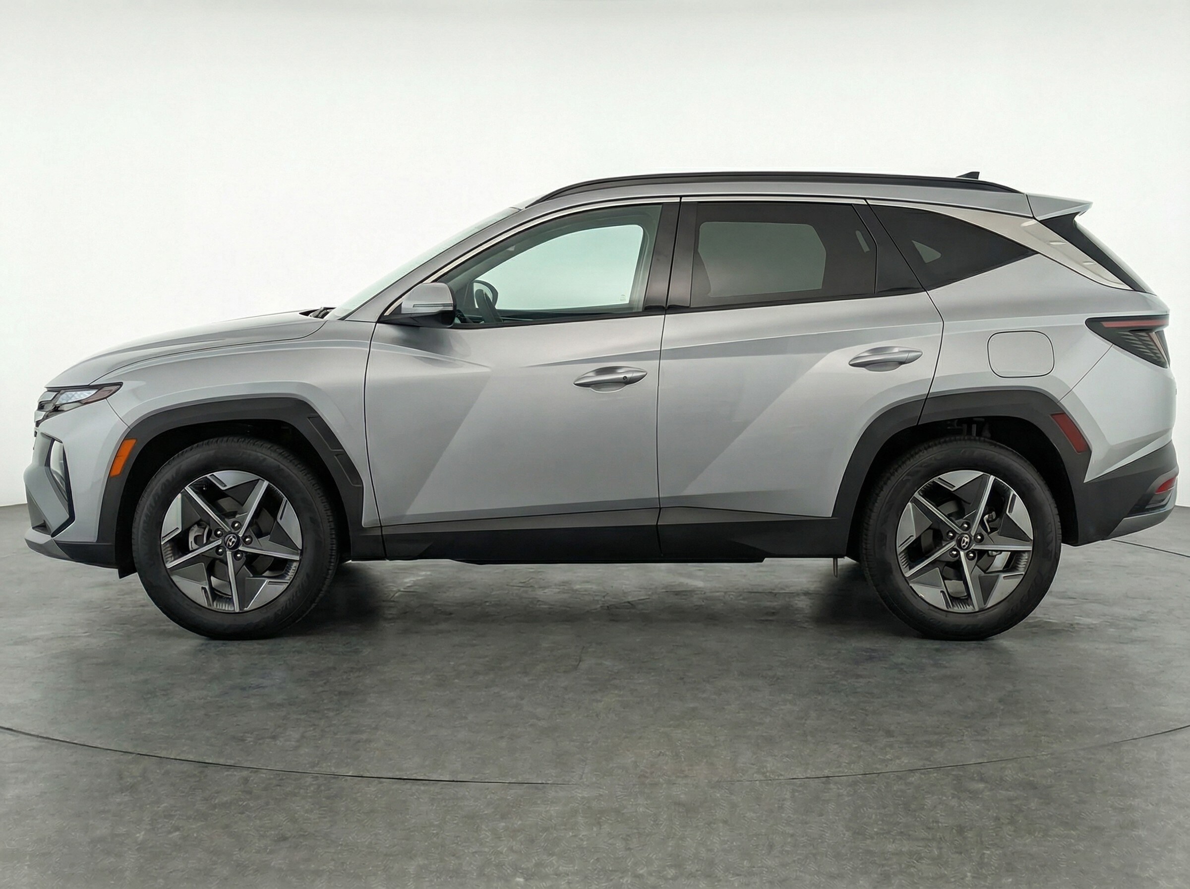 Thumbnail: 2025 Hyundai Tucson - 4