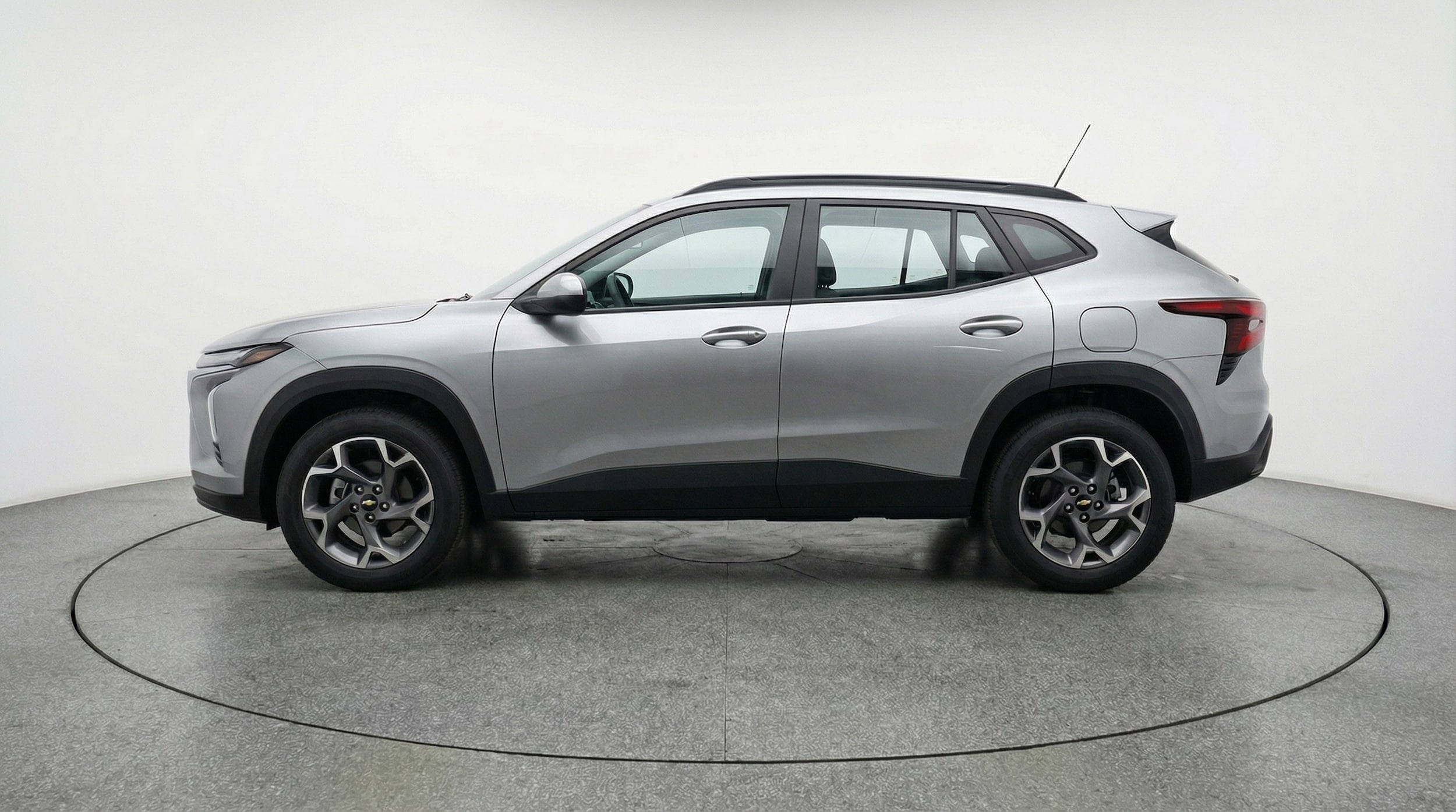 Thumbnail: 2025 Chevrolet Trax - 4