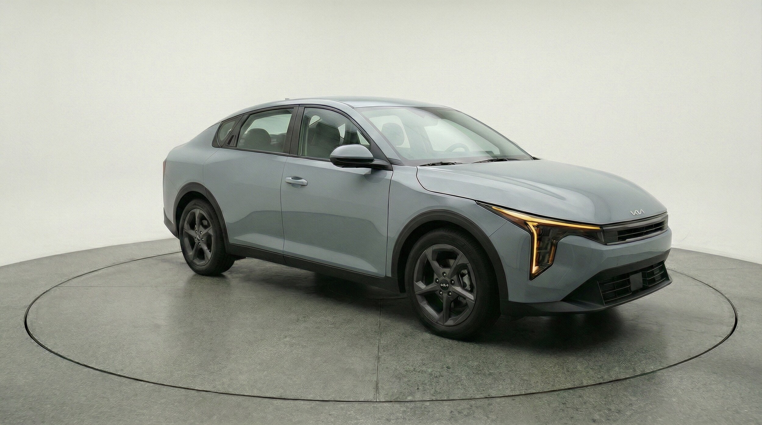 Thumbnail: 2025 Kia K4 - 1