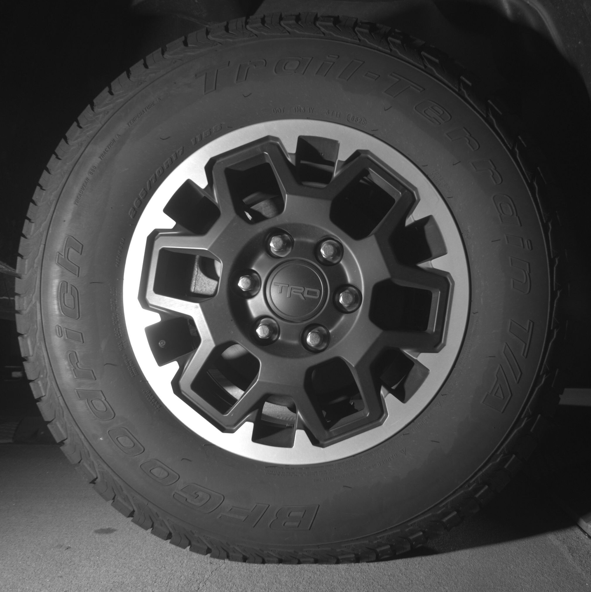 Thumbnail: 2025 Toyota Tacoma - 12