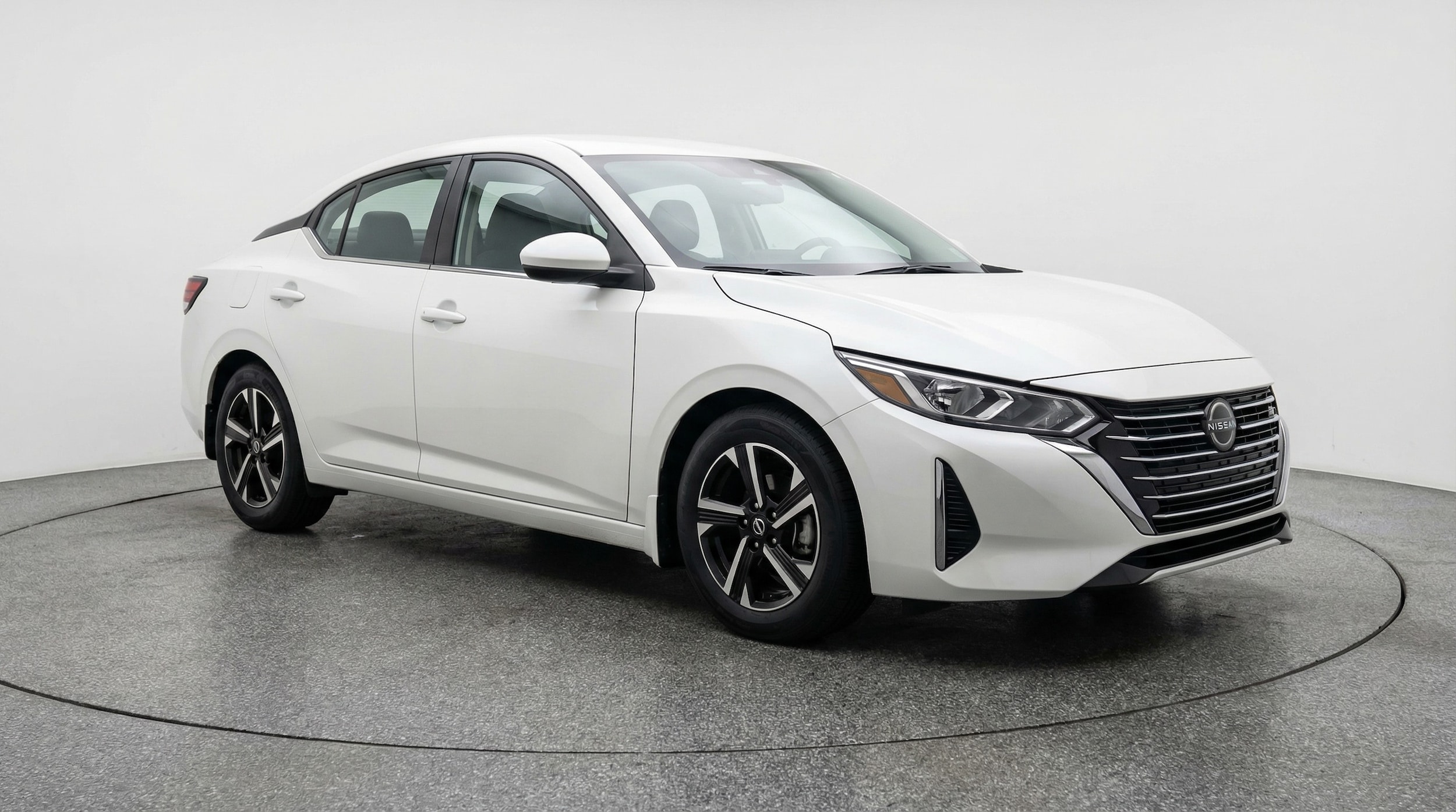 Thumbnail: 2025 Nissan Sentra - 1