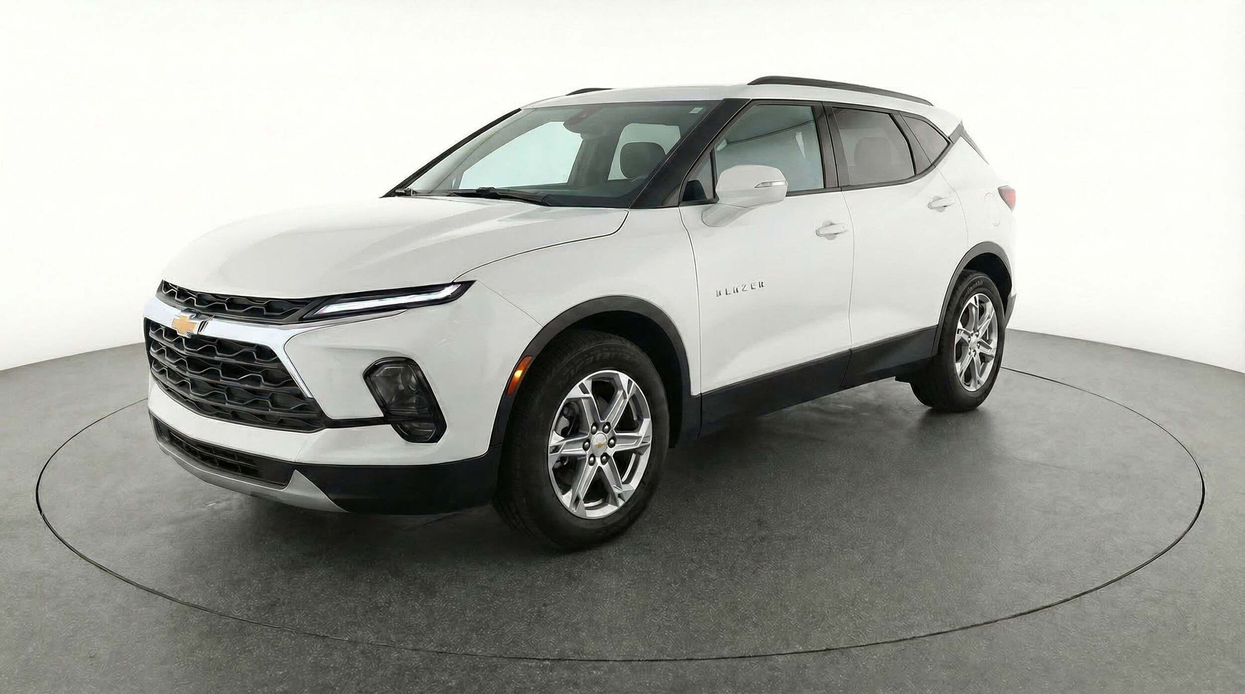 Thumbnail: 2025 Chevrolet Blazer - 3