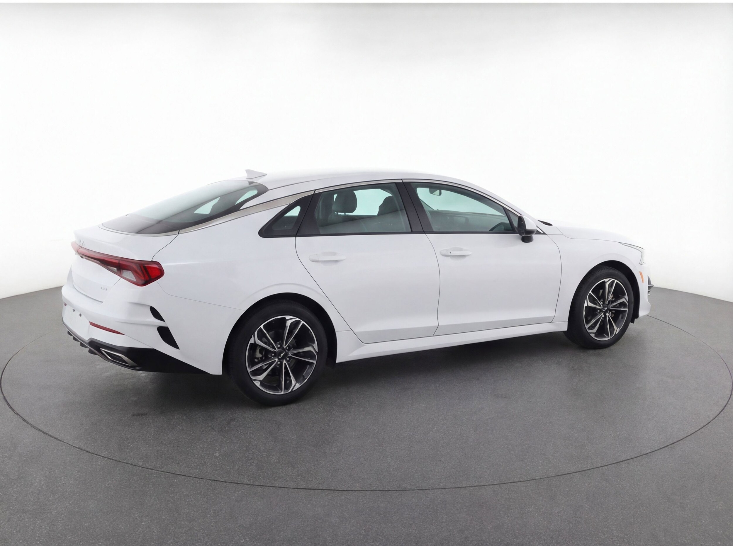 Thumbnail: 2023 Kia Forte - 9