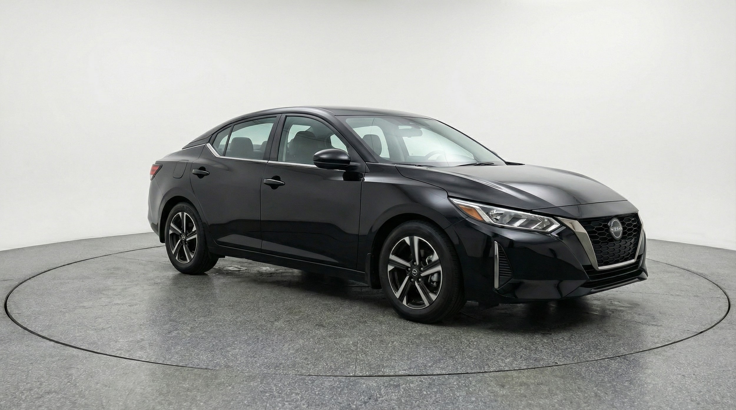 Thumbnail: 2025 Nissan Sentra - 1