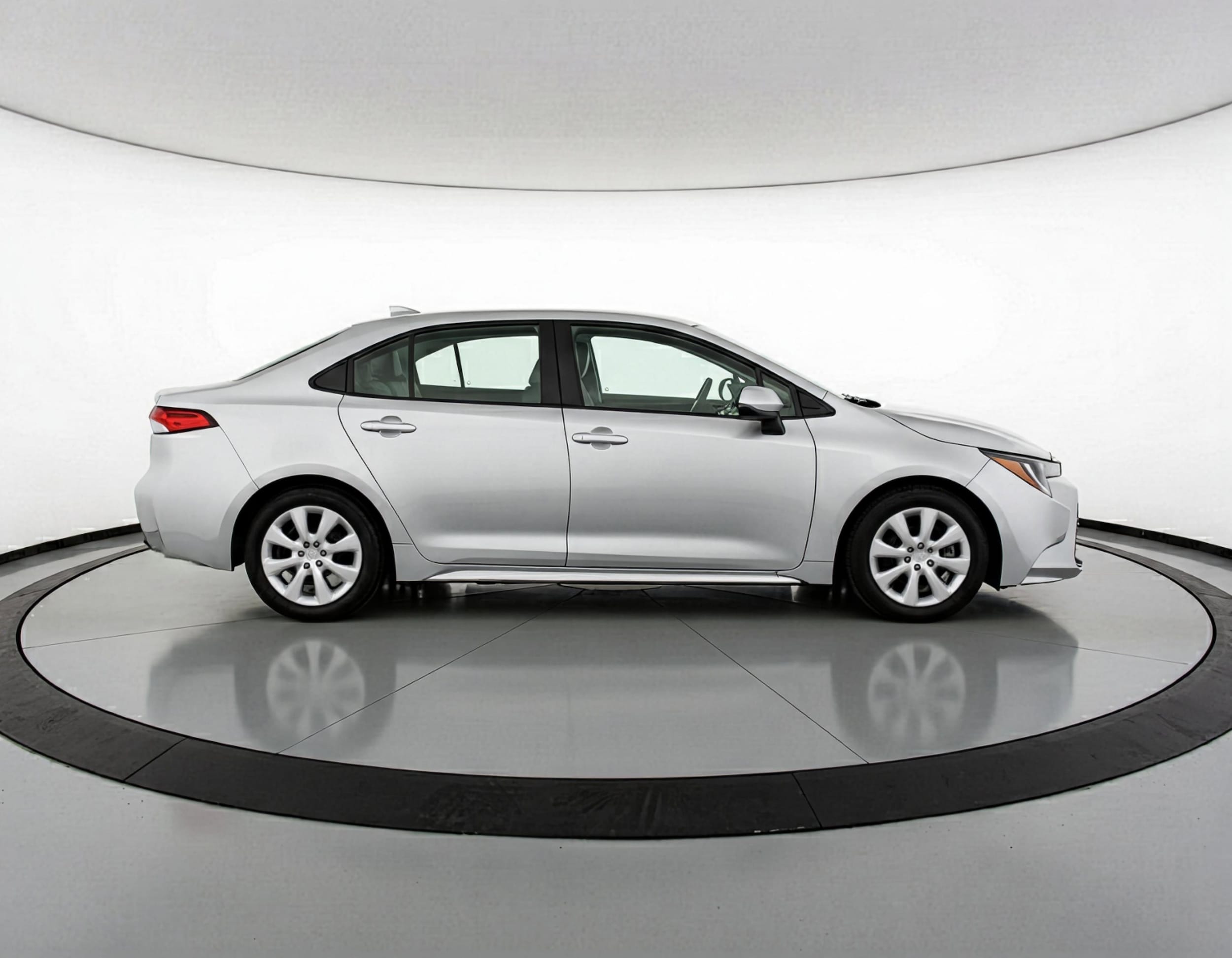 Thumbnail: 2025 Toyota Corolla - 11