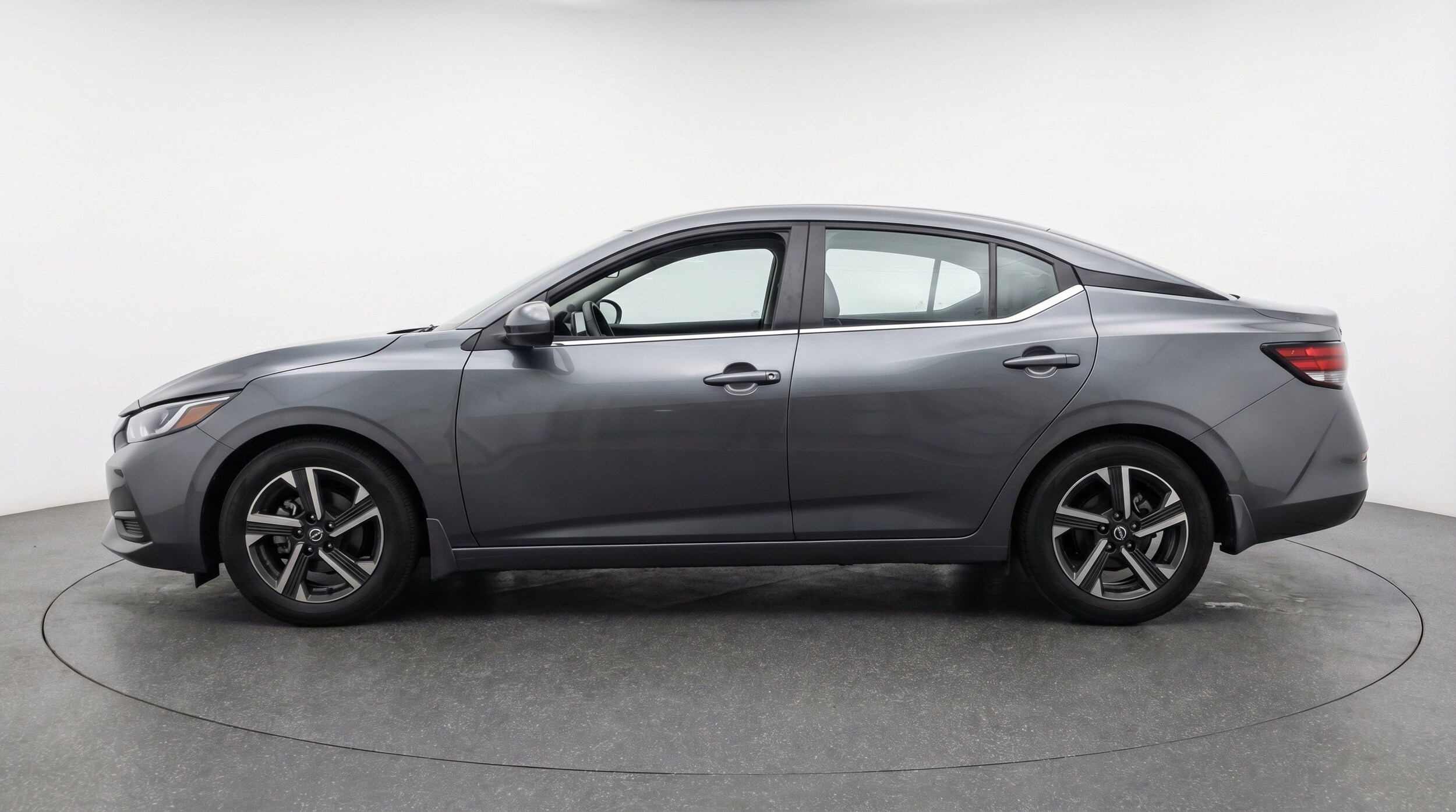 Thumbnail: 2025 Nissan Sentra - 5