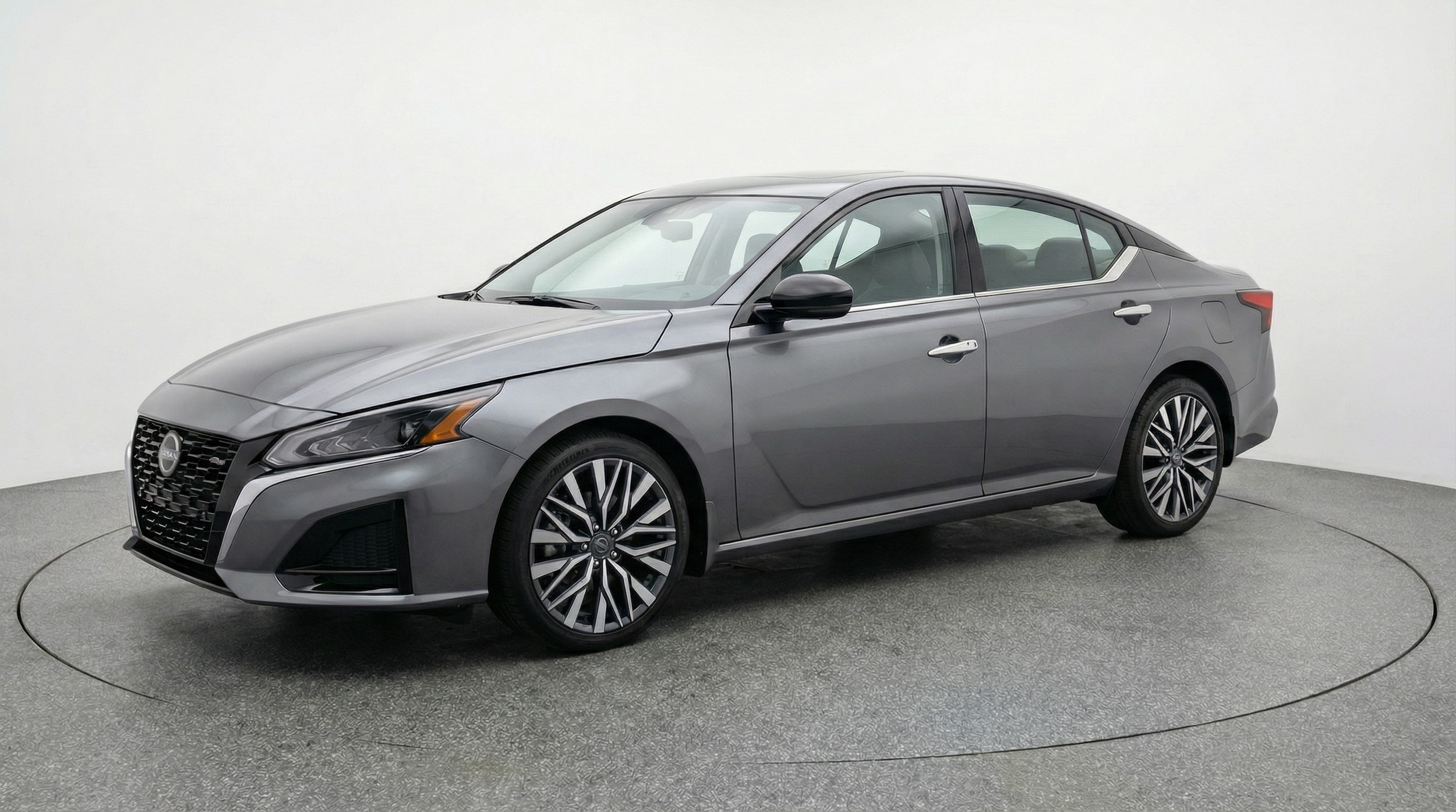 Thumbnail: 2025 Nissan Altima - 3