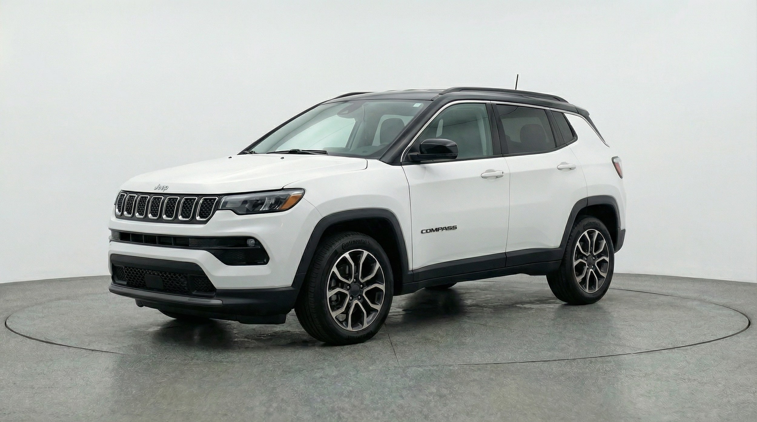 Thumbnail: 2025 Jeep Compass - 3