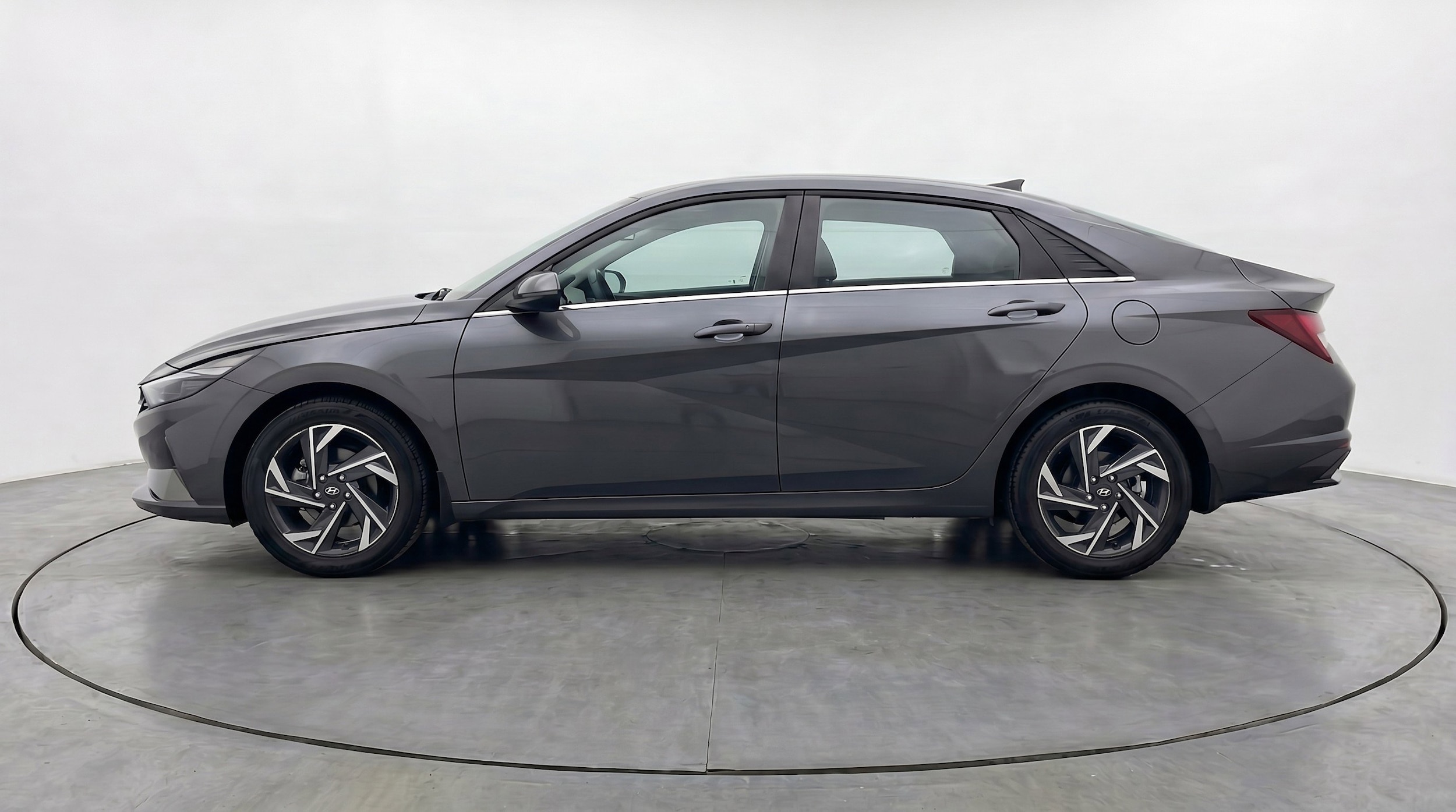 Thumbnail: 2025 Hyundai Elantra - 5