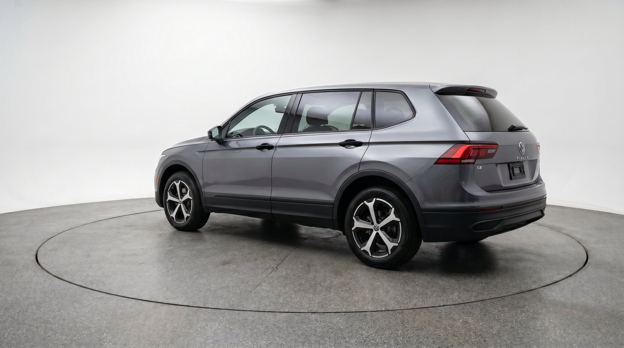 Thumbnail: 2026 Volkswagen Tiguan - 6