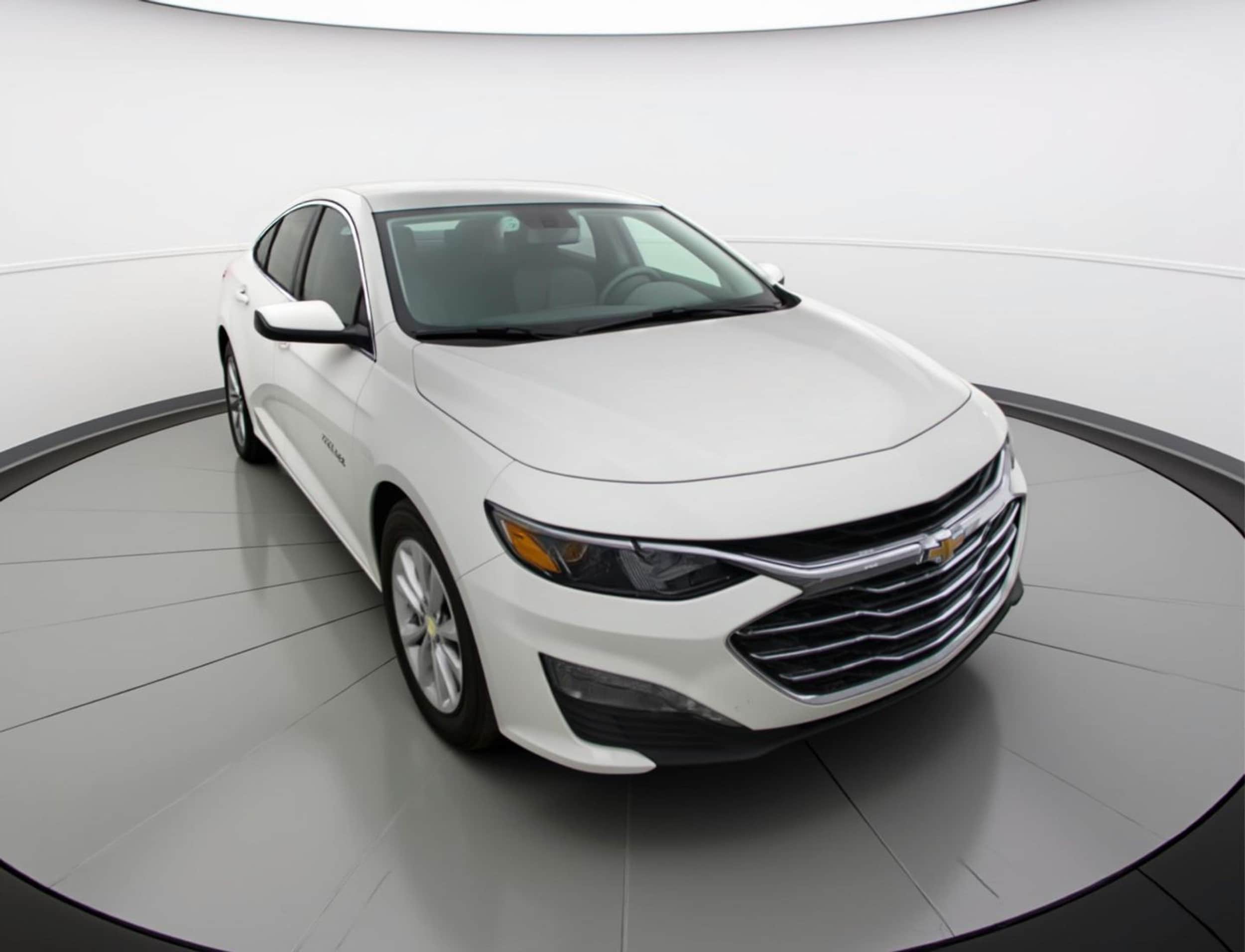 Thumbnail: 2024 Chevrolet Malibu - 1