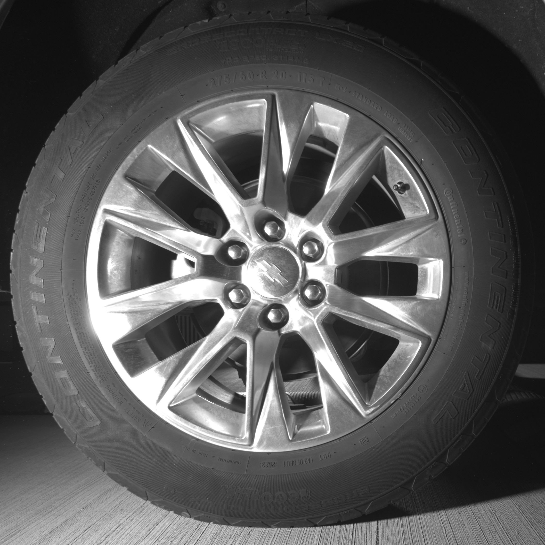 Thumbnail: 2023 Chevrolet Suburban - 15