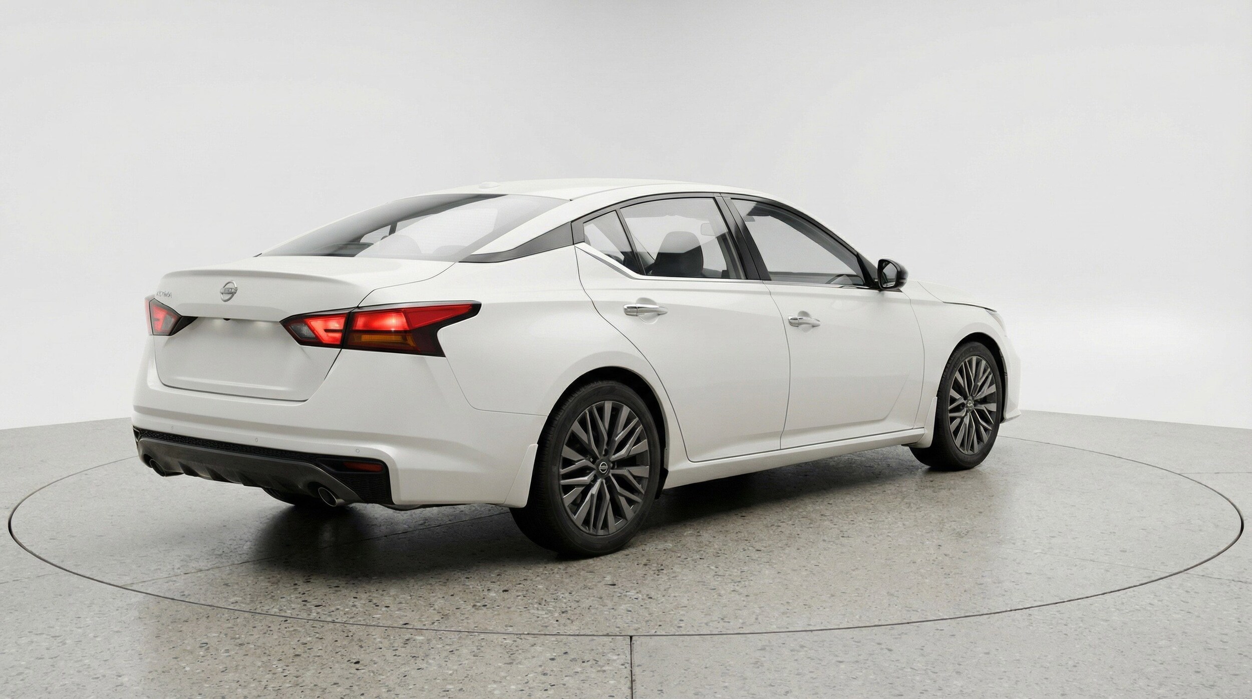 Thumbnail: 2025 Nissan Altima - 9