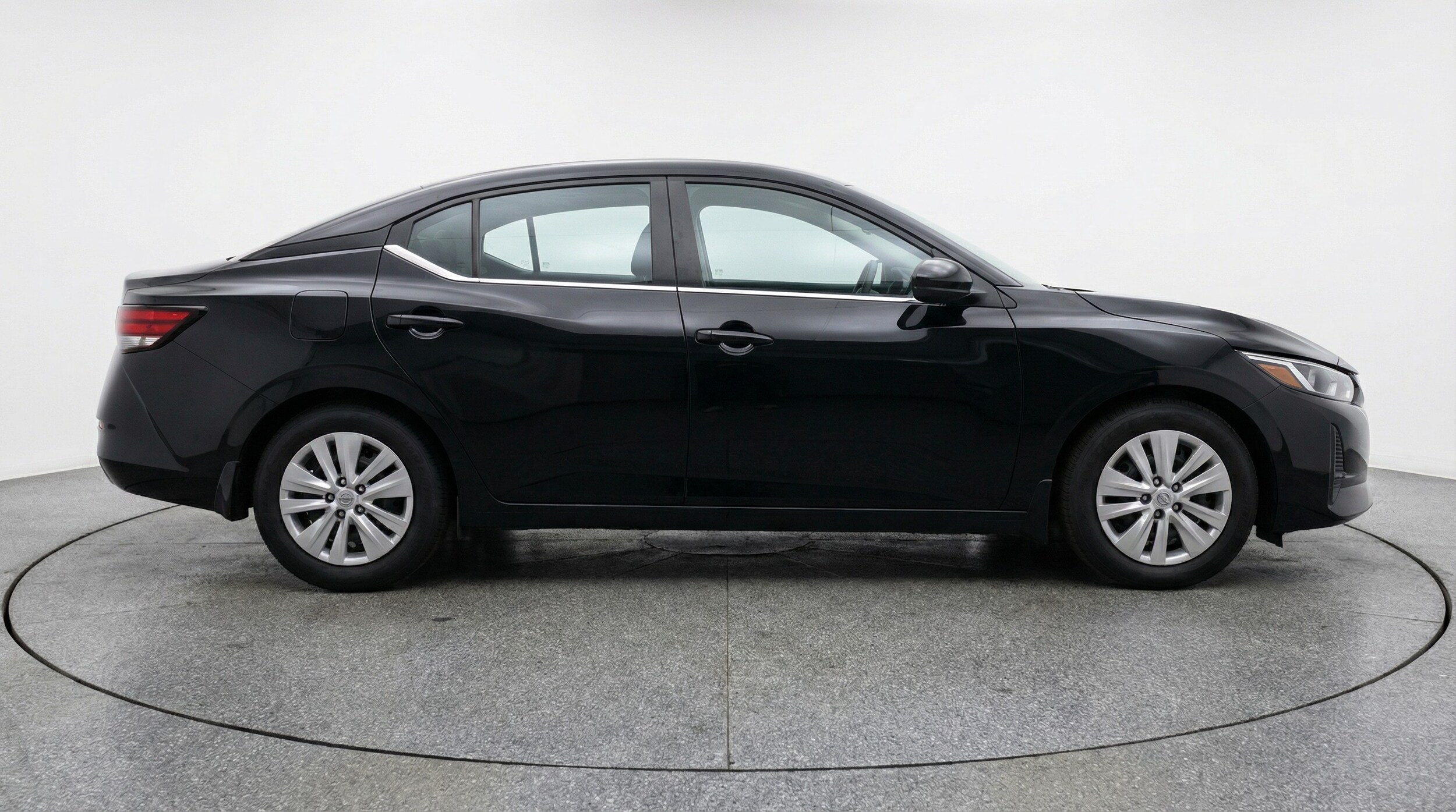 Thumbnail: 2025 Nissan Sentra - 8