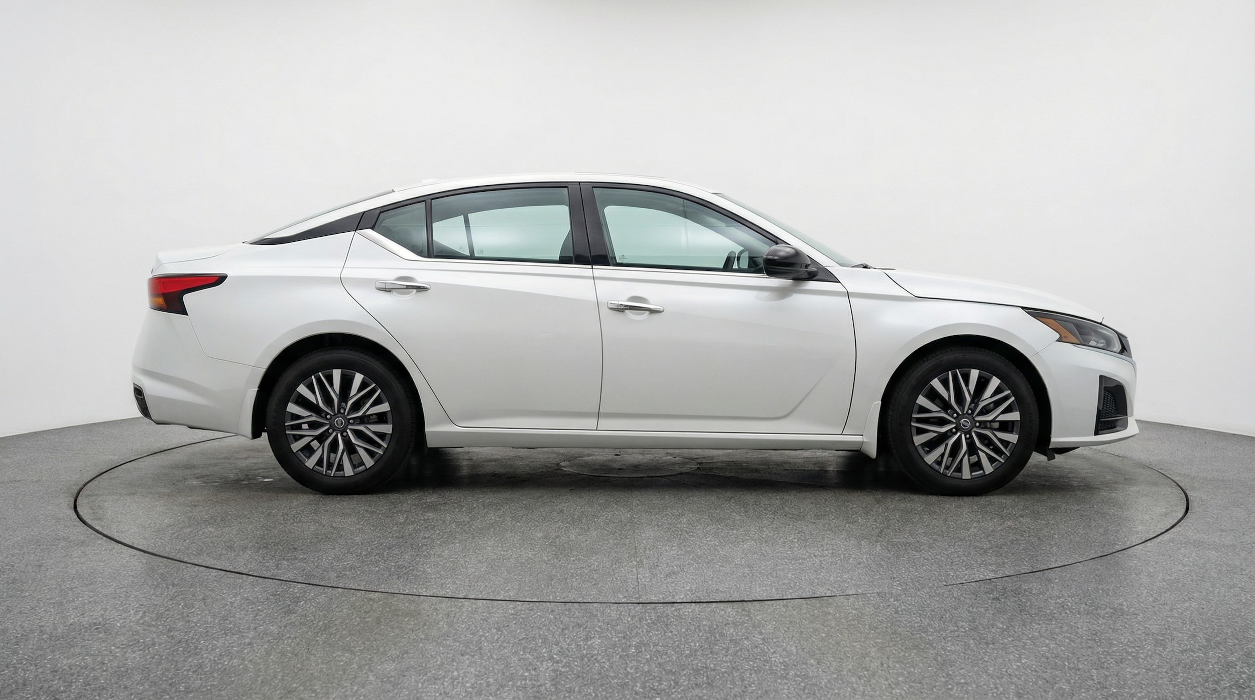 Thumbnail: 2025 Nissan Altima - 8