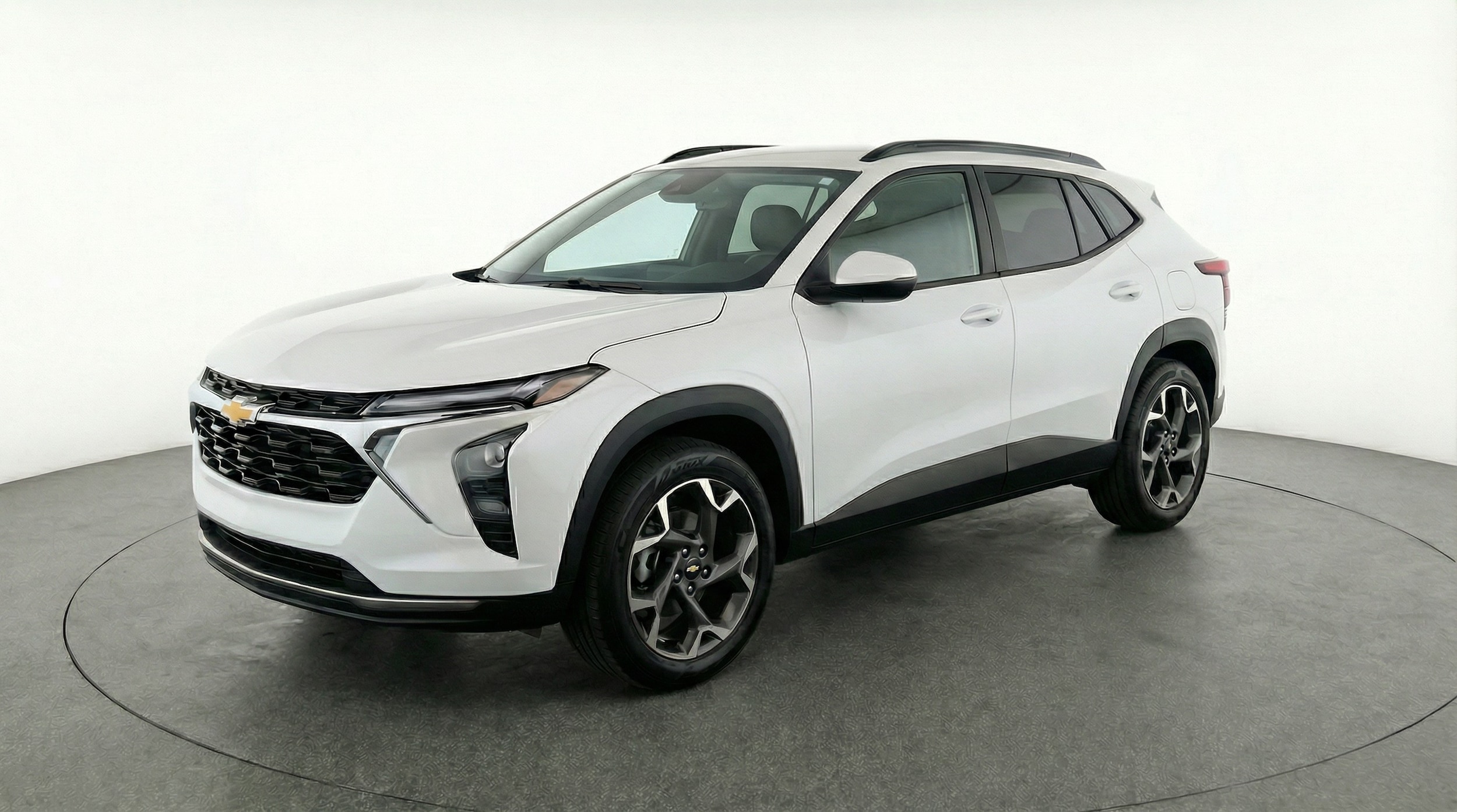 Thumbnail: 2025 Chevrolet Trax - 3