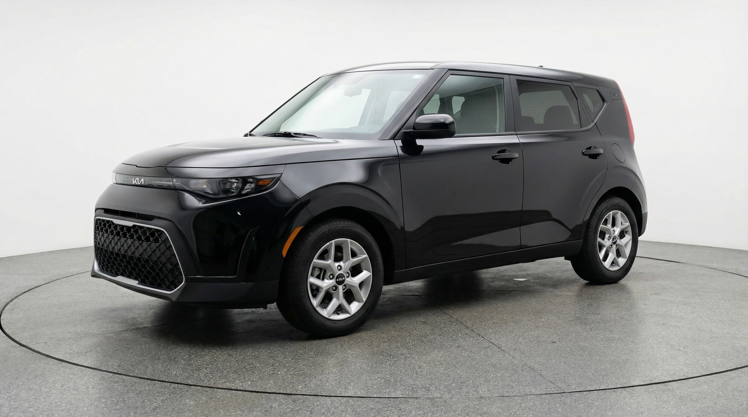 Thumbnail: 2025 Kia Soul - 3