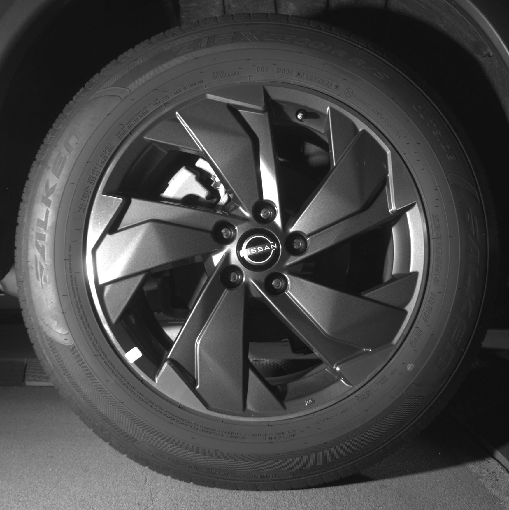 Thumbnail: 2025 Nissan Rogue - 12