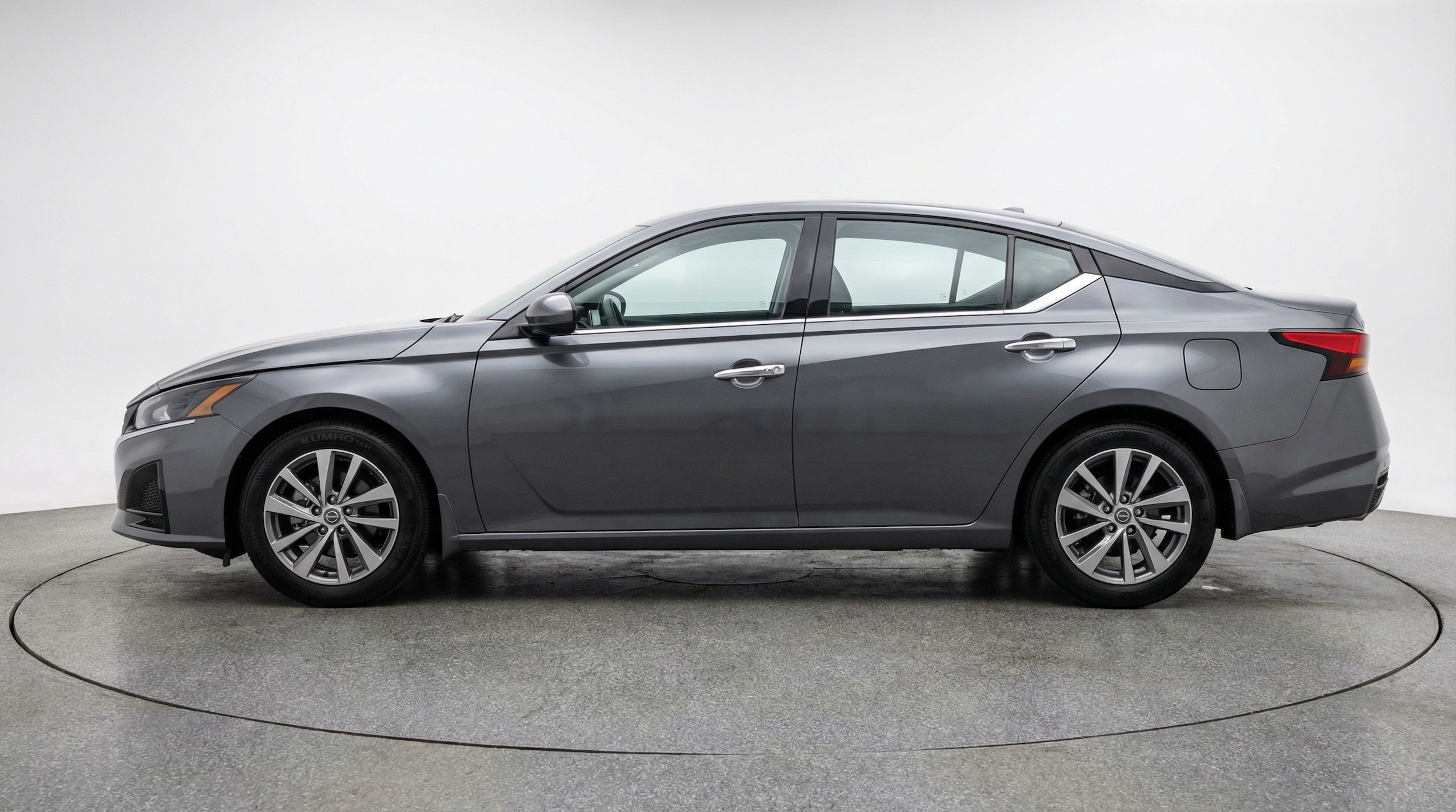 Thumbnail: 2025 Nissan Altima - 4